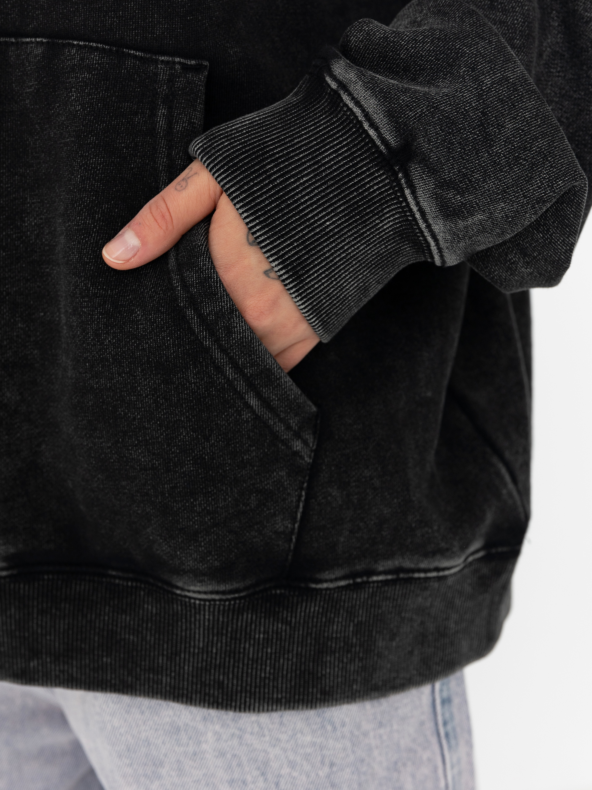 Mikina Santa Cruz Ornate Dot Wmn (black acid wash)