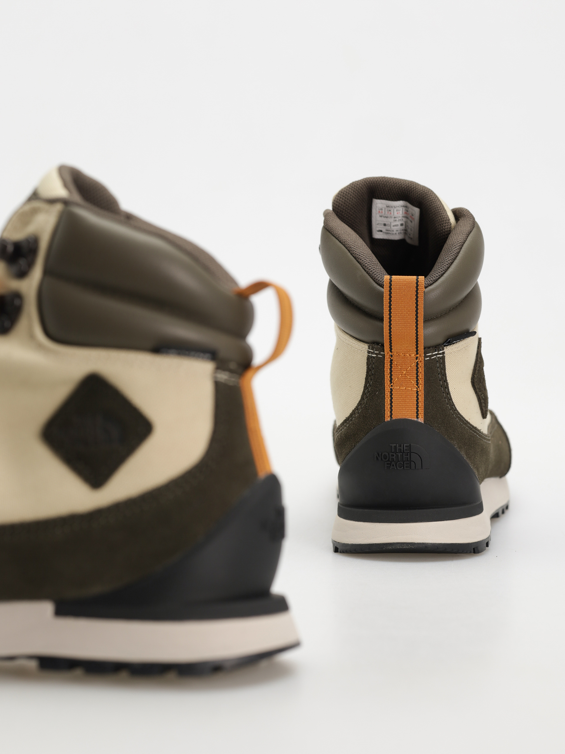 Boty The North Face Back To Berkeley Iv Textile Wp (gravel/new taupe green)