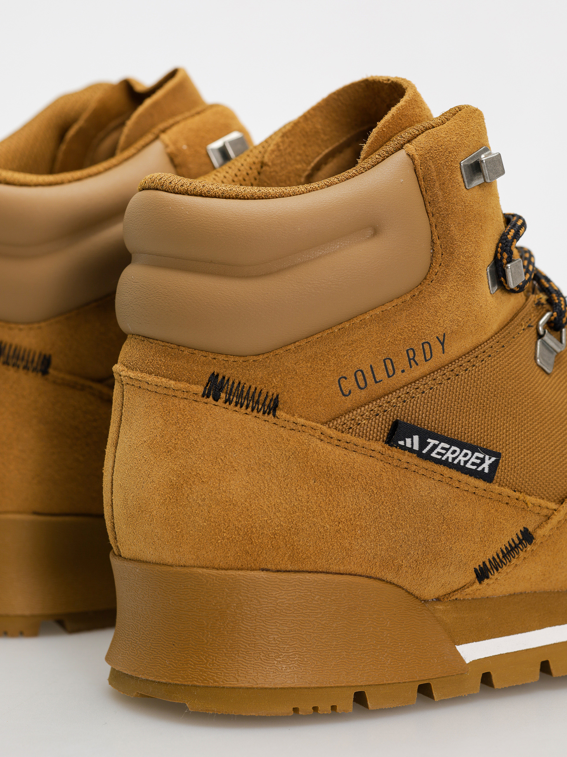 Boty adidas Terrex Snowpitch C. (brostr/brostr/seimor)