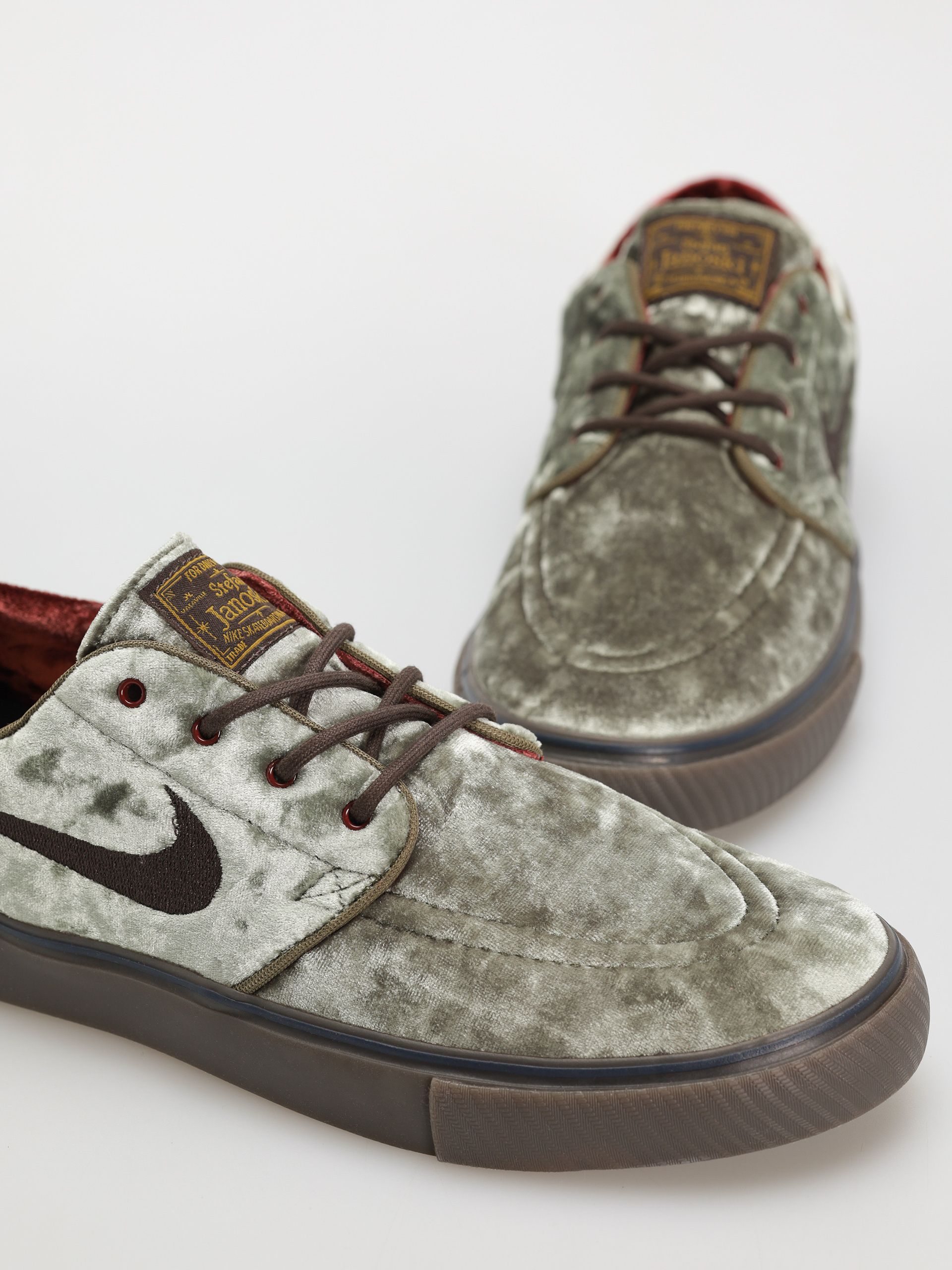 Boty Nike SB Zoom Janoski OG+ SE (medium olive/velvet brown baroque brown)