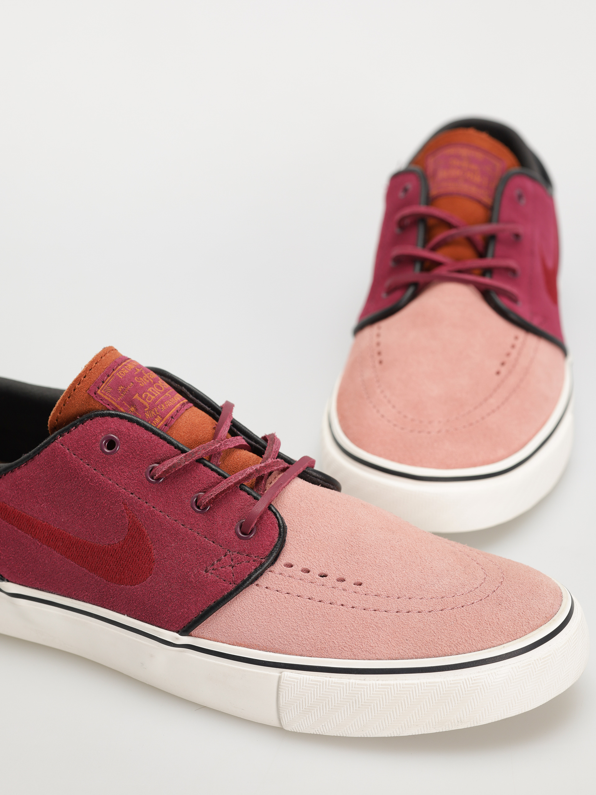 Boty Nike SB Zoom Janoski OG+ (red stardust/team red rosewood)