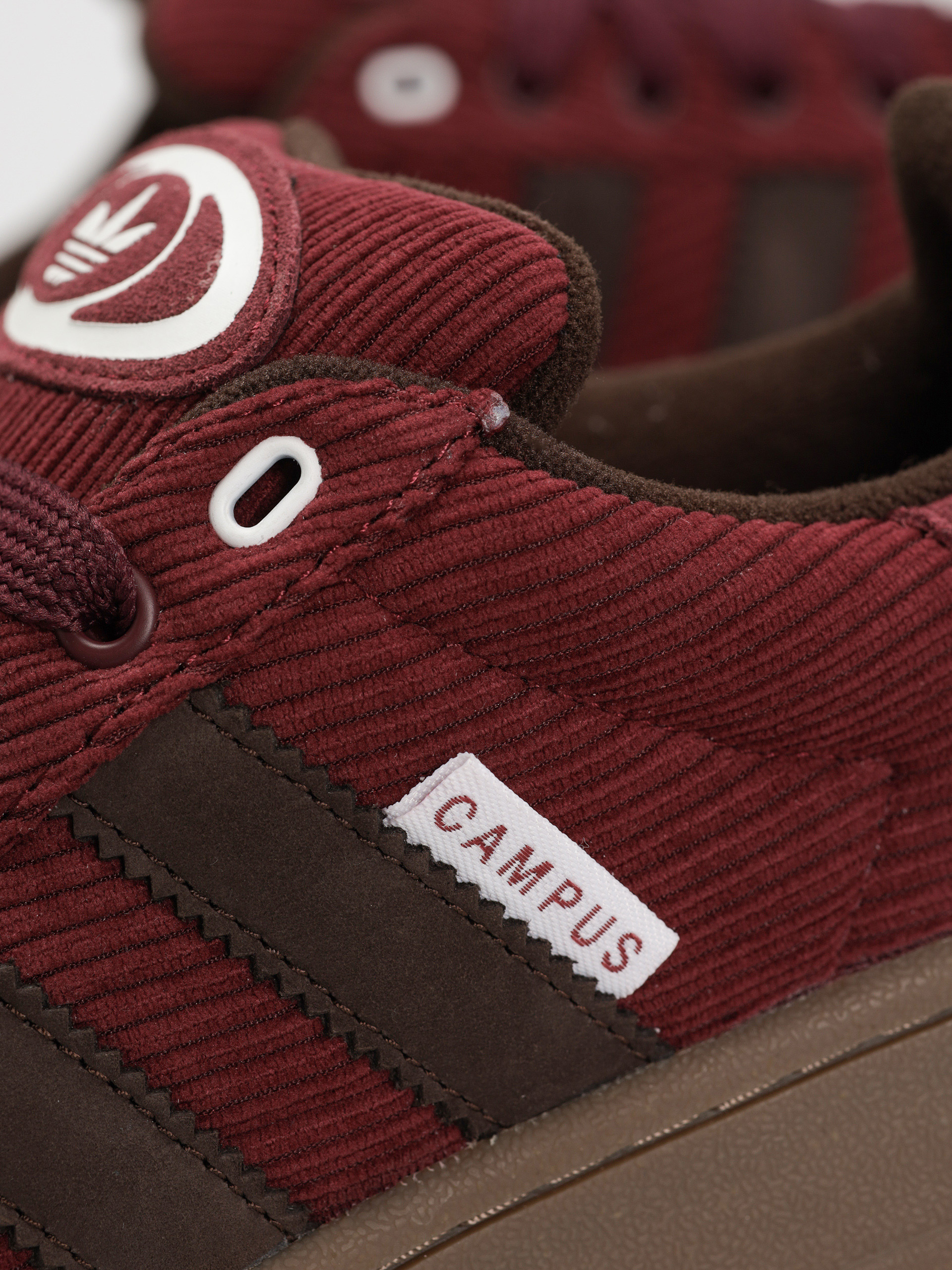 Boty adidas Campus 00s (shared/dbrown/ftwwht)