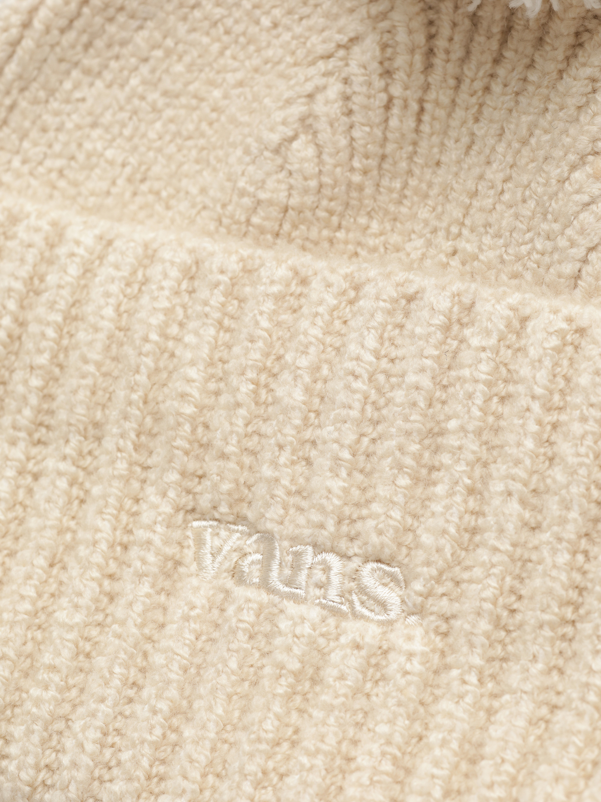 Čepice Vans 66 Earflap (marshmallow)