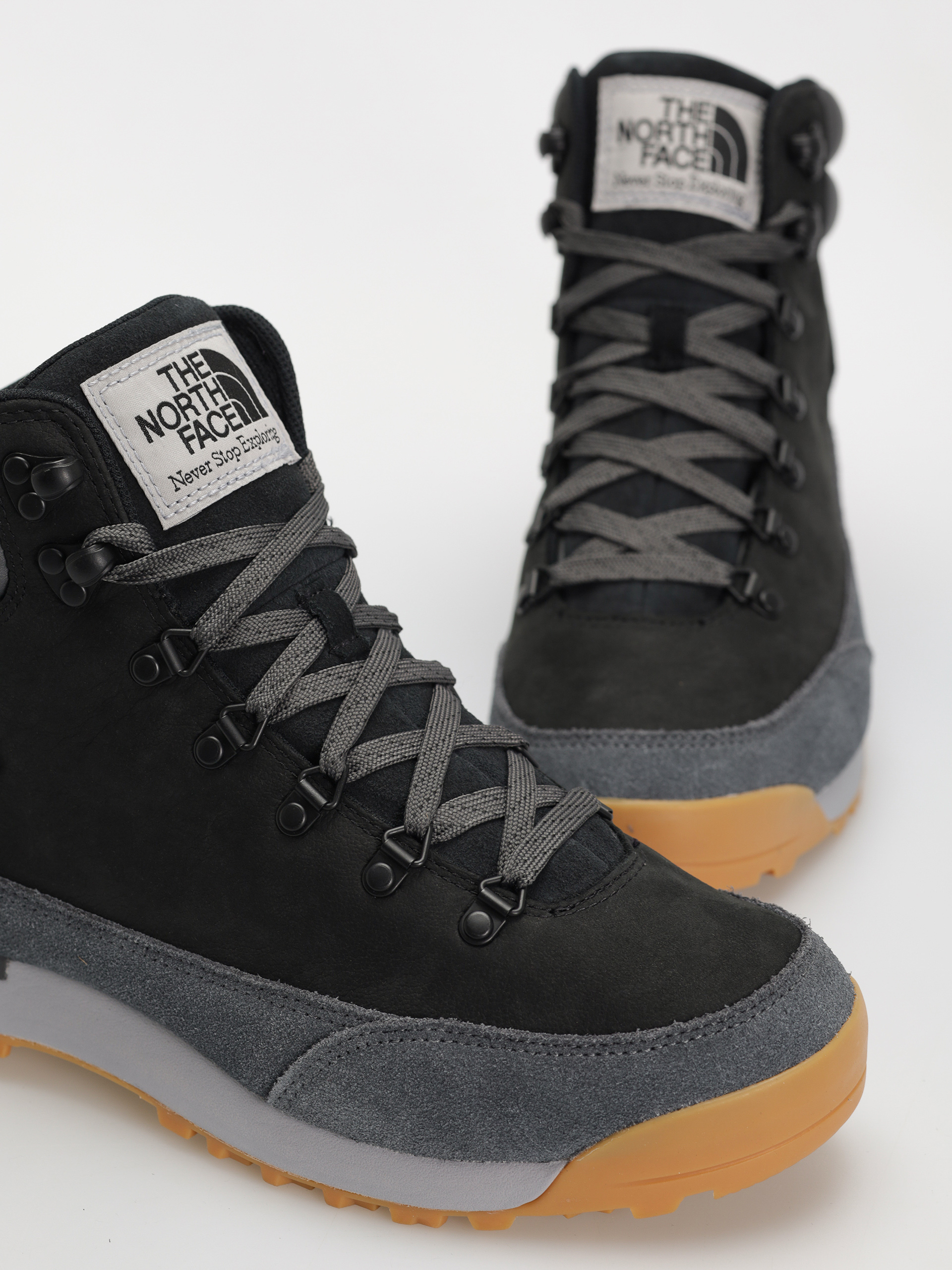 Boty The North Face Back To Berkeley Iv Leather Wp (tnf black/asphalt grey)