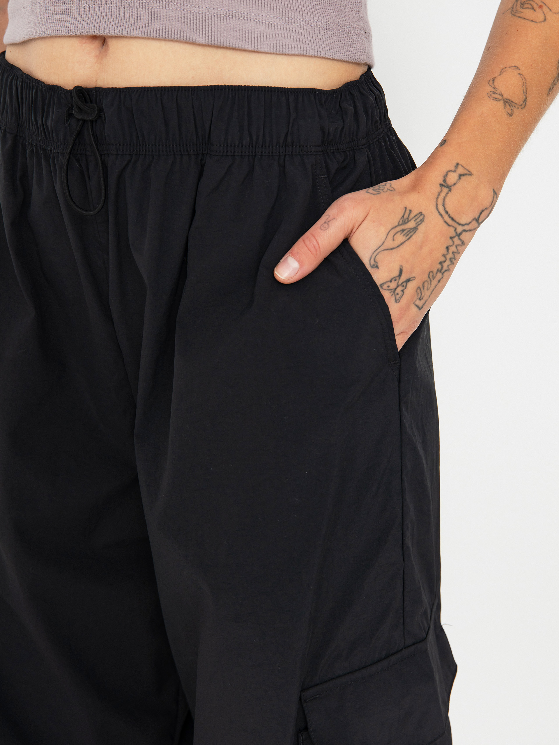 Kalhoty New Balance Nylon Cargo Wmn (black)