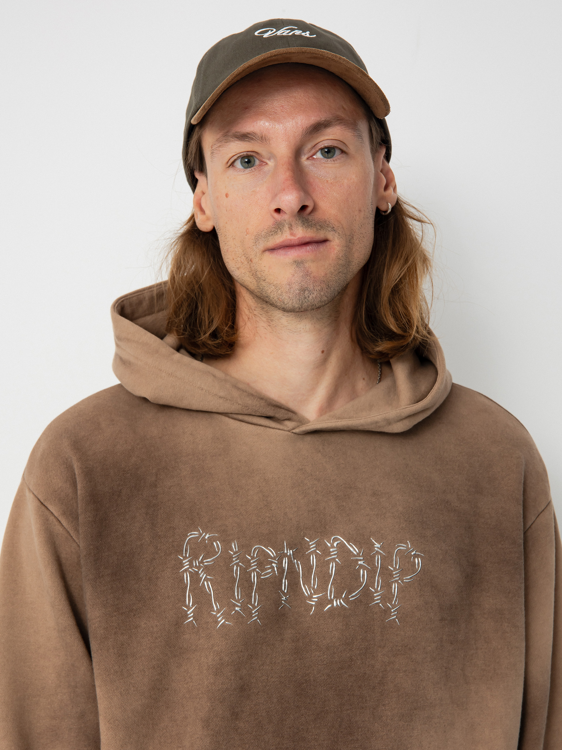 Mikina s kapucí RipNDip Keep Out HD (almond)