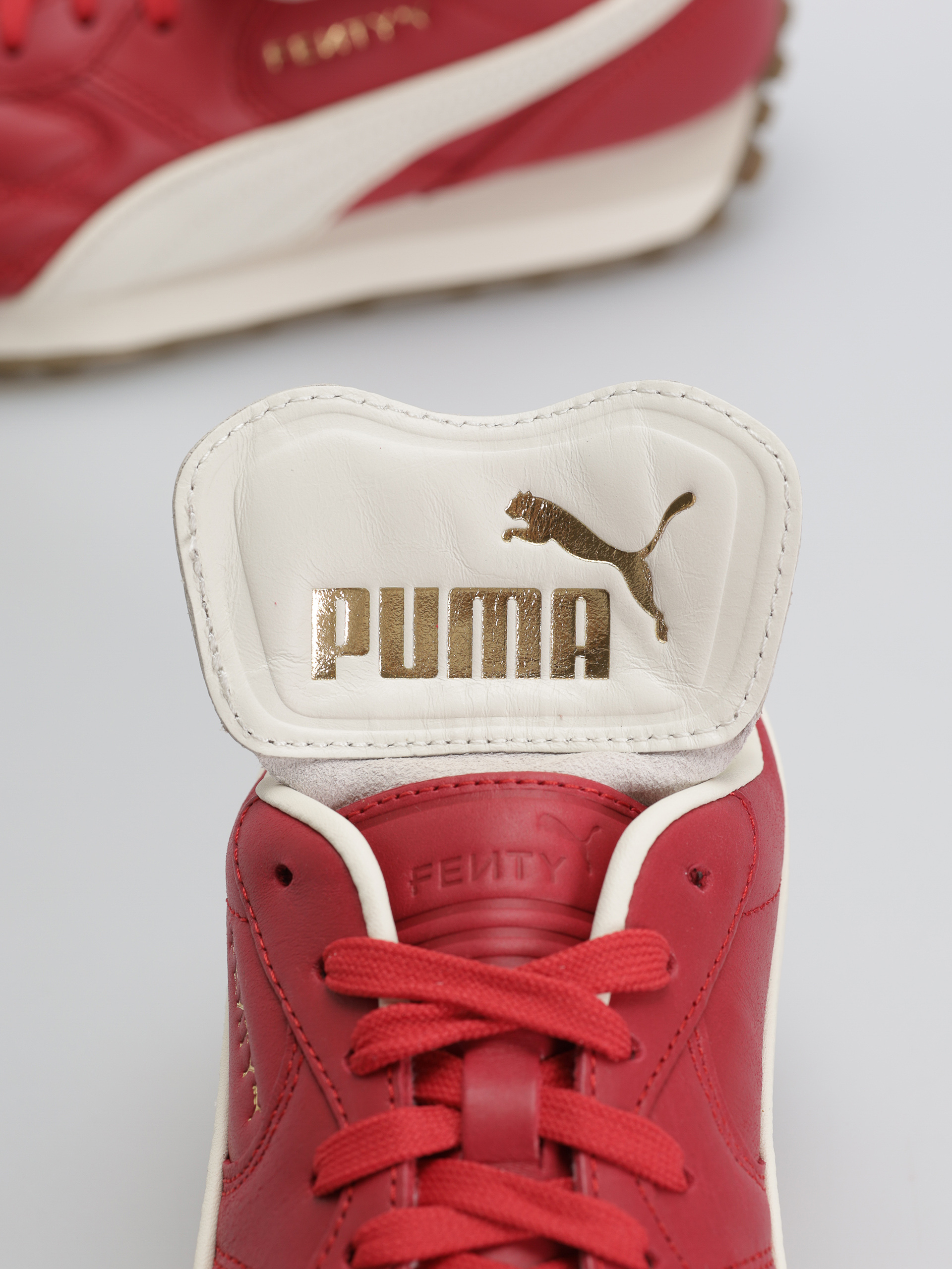 Boty Puma X Fenty Avanti L (club red)