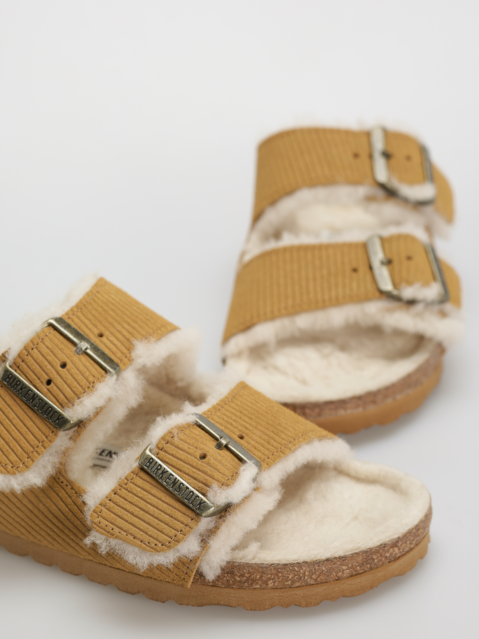 Plážovky Birkenstock Arizona Fell Suede Leather Fur Narrow Wmn (corduroy cork brown)