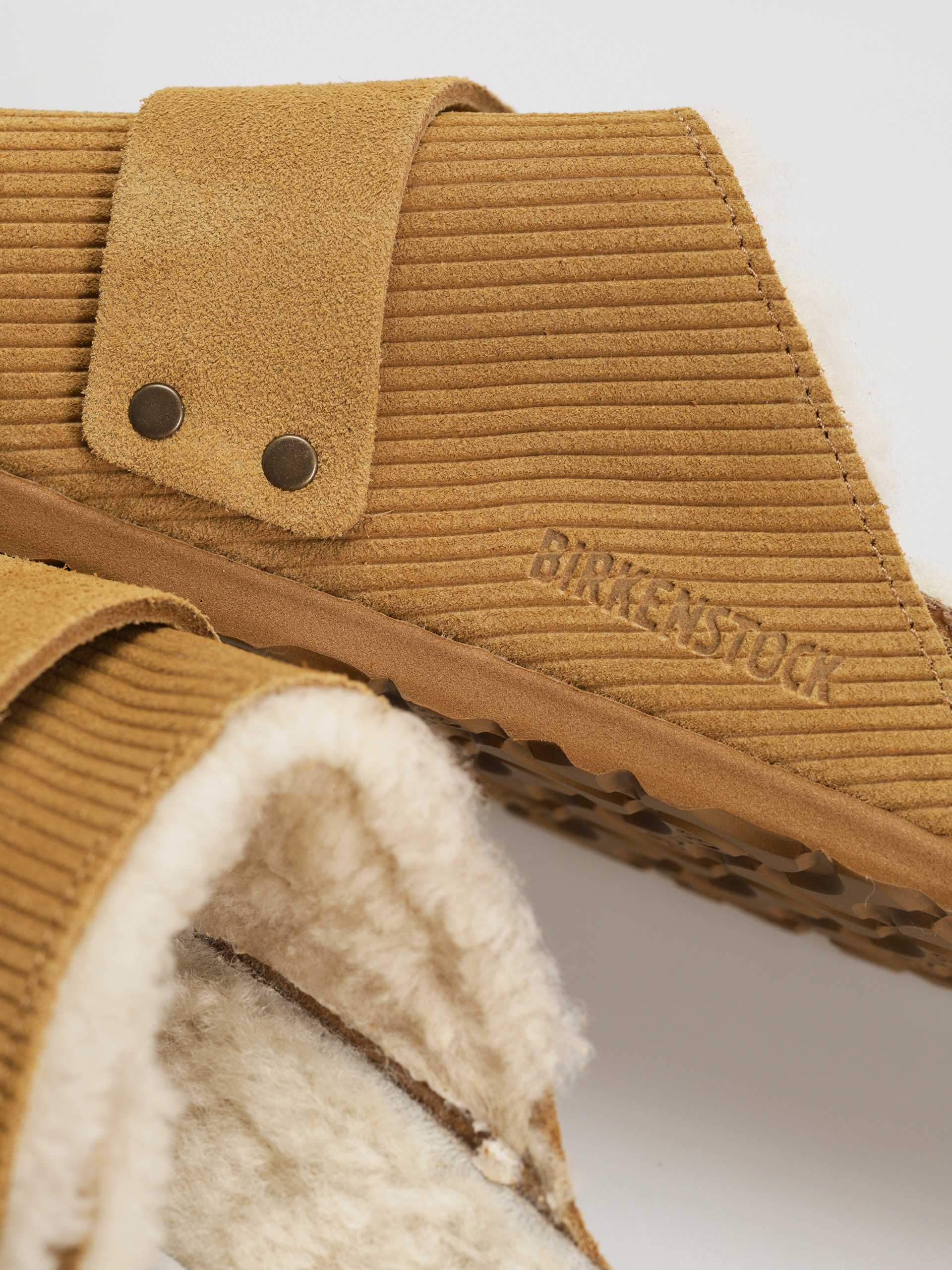Plážovky Birkenstock Kyoto Shearling Suede Leather Fur Narrow Wmn (corduroy cork brown)