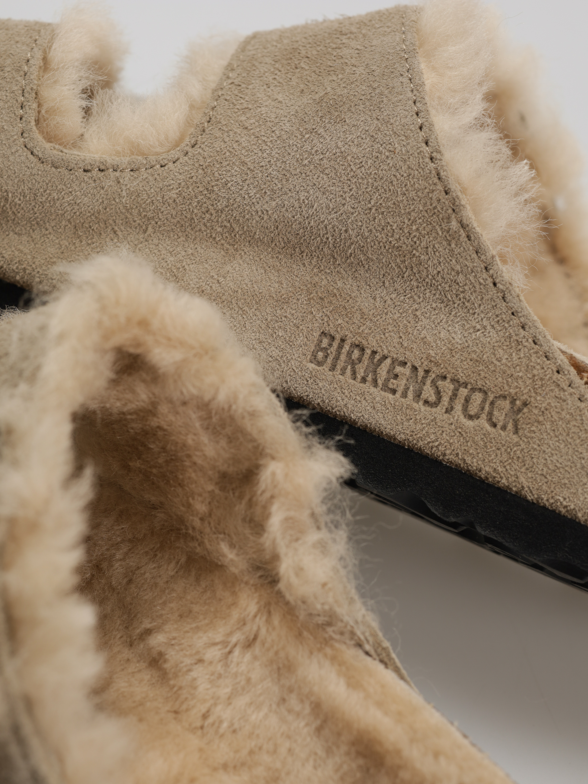 Plážovky Birkenstock Arizona Shearling Suede Leather Fur Narrow Wmn (taupe)