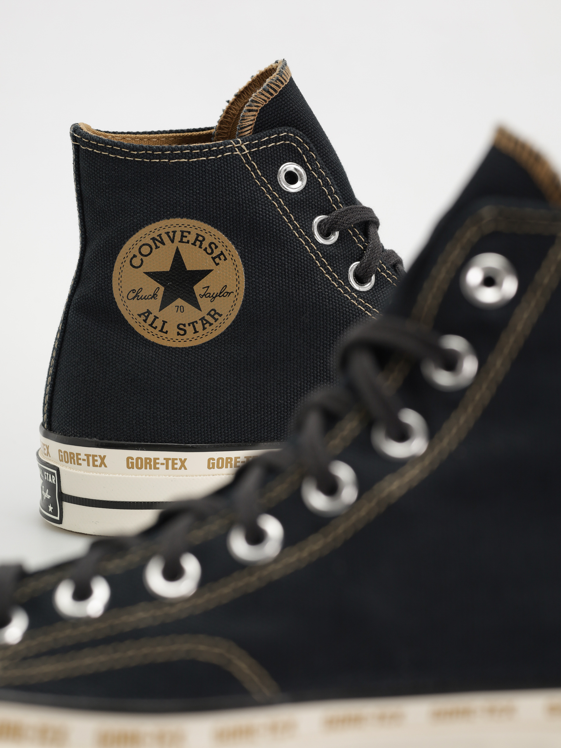 Tenisky Converse Chuck 70 GTX Hi (black/toadstool tan/egret)