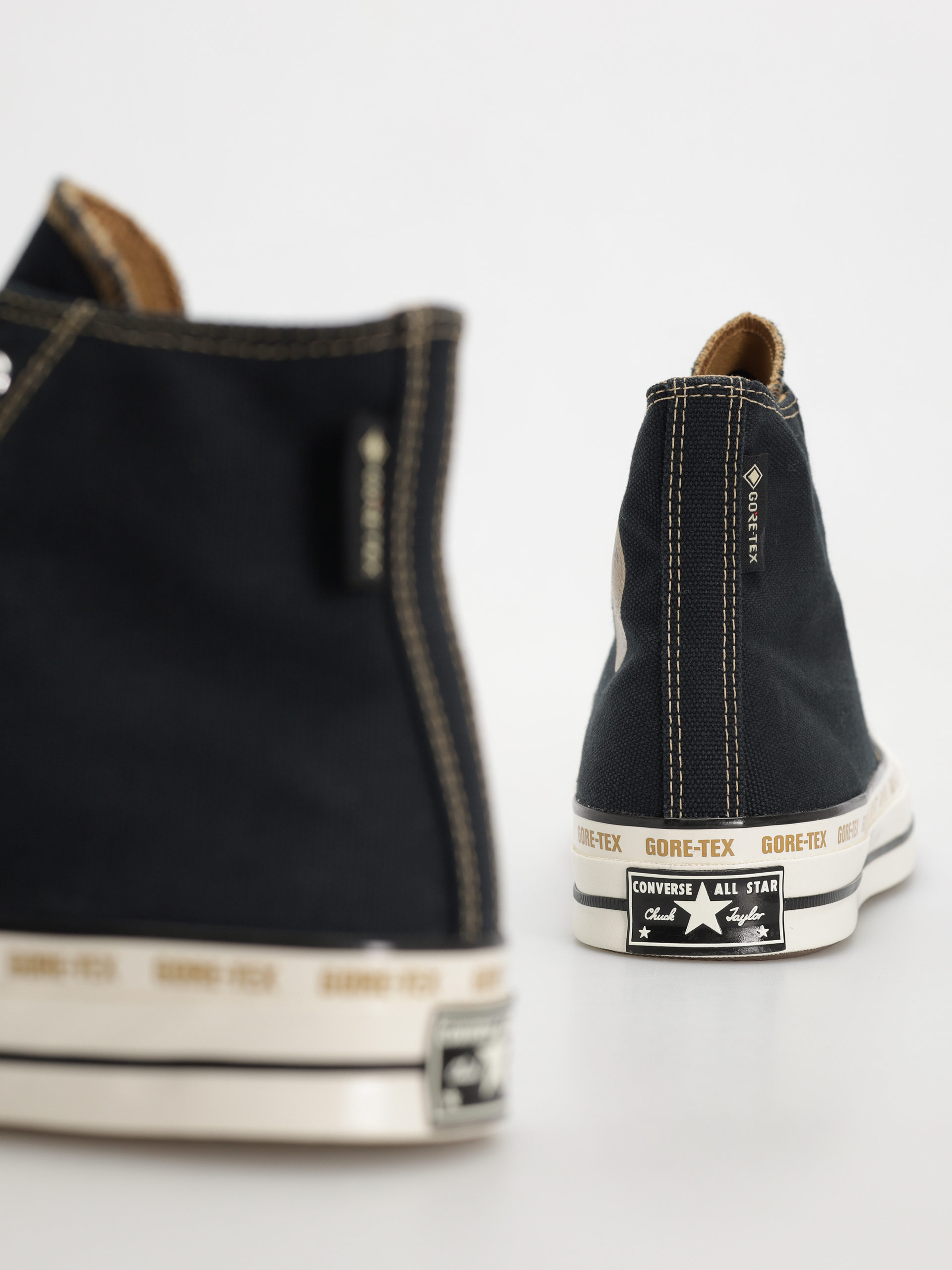 Tenisky Converse Chuck 70 GTX Hi (black/toadstool tan/egret)