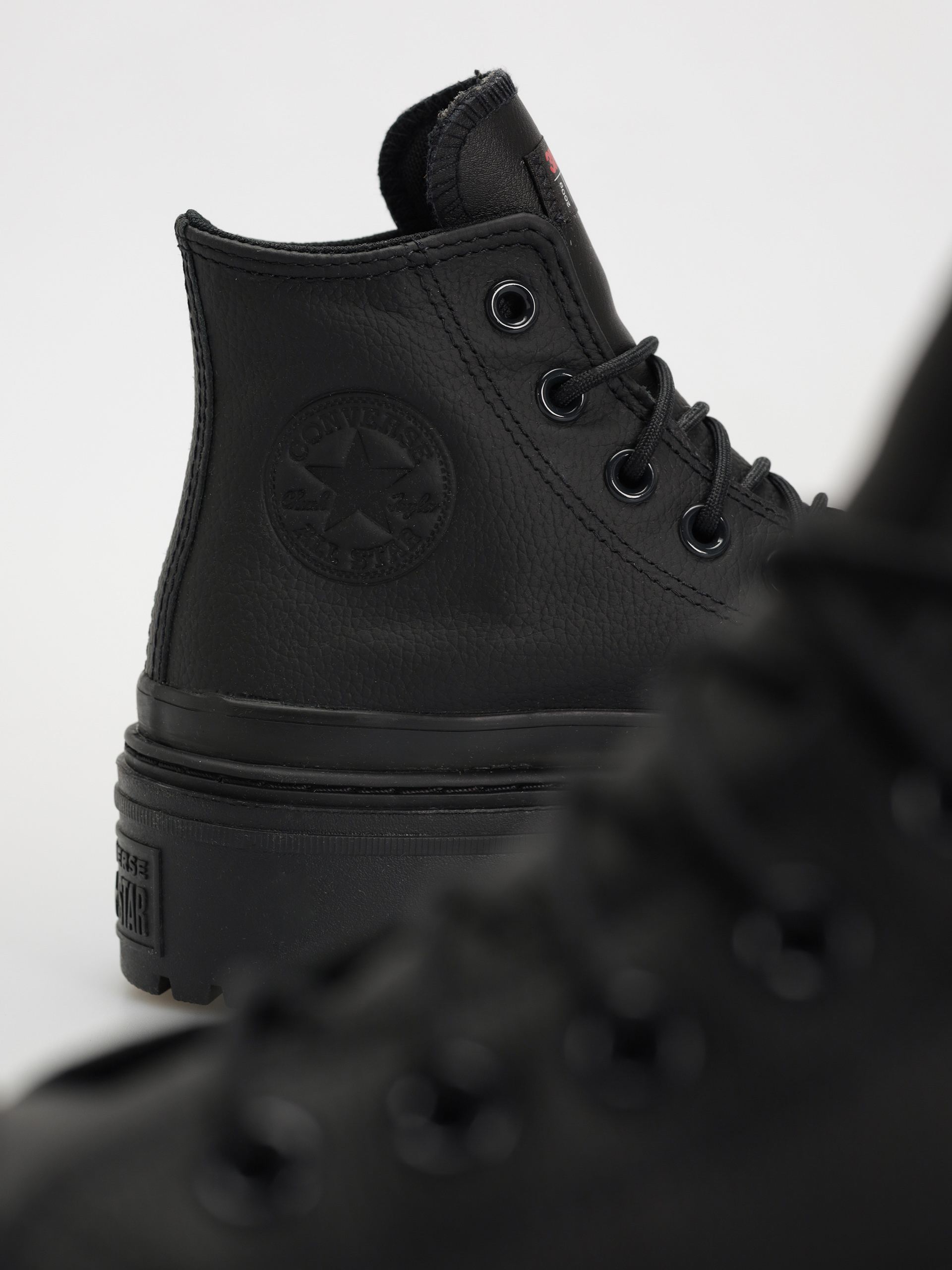 Boty Converse Chuck Taylor All Star Lugged Heel Wmn (black)