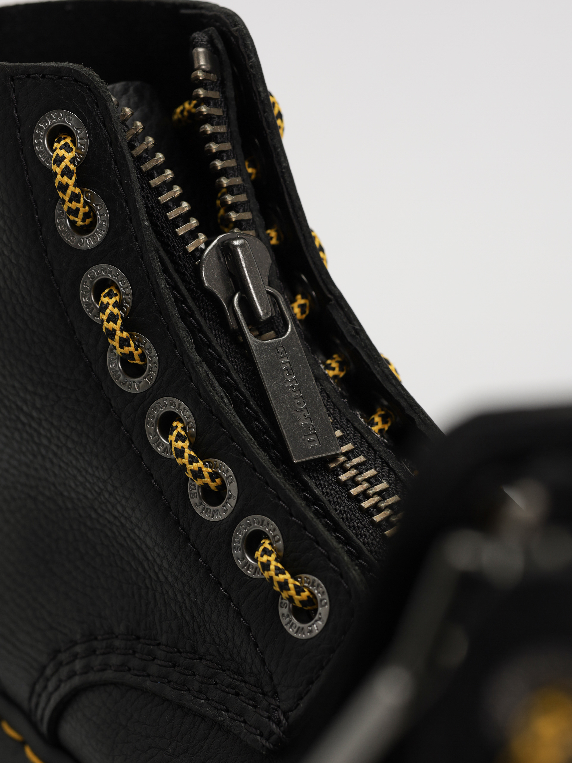 Boty Dr. Martens Sinclair Max Wmn (black pisa)