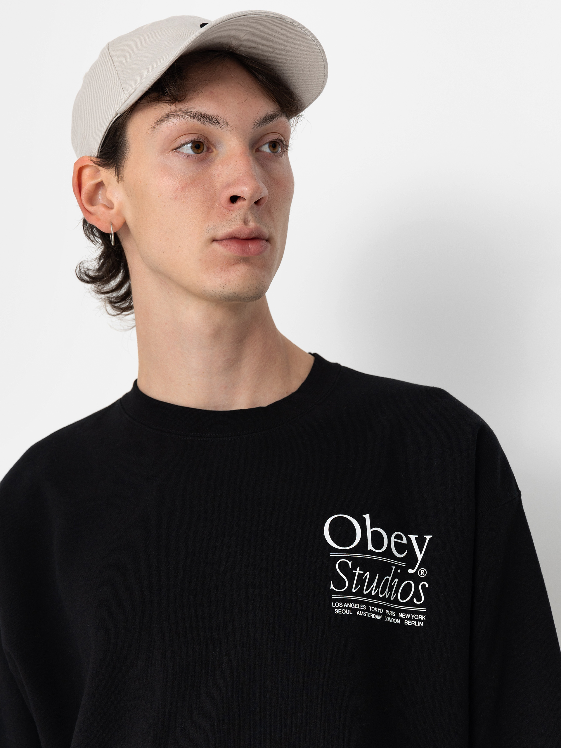 Mikina OBEY Studios (black)
