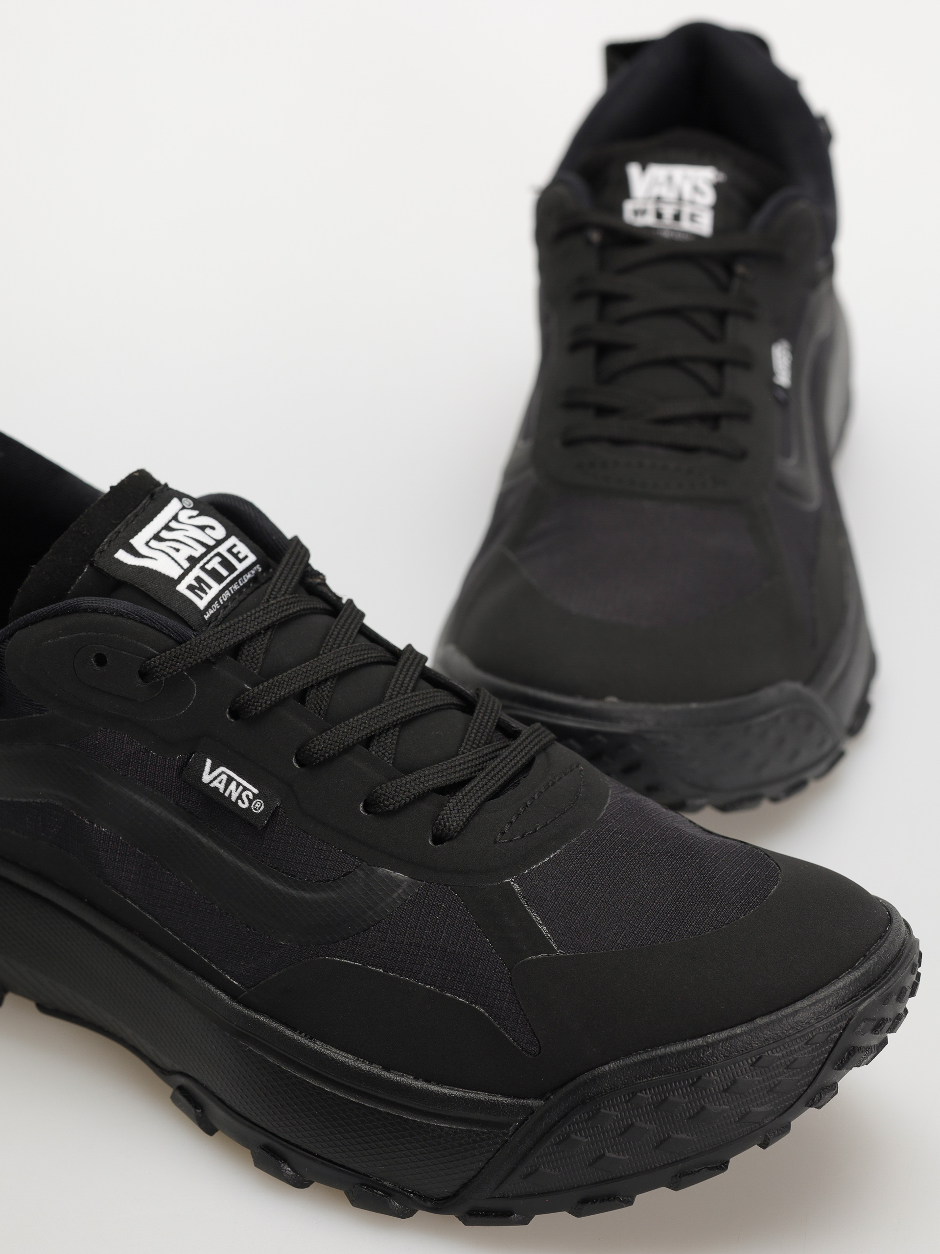 Boty Vans Crosspath MTE (black/black)