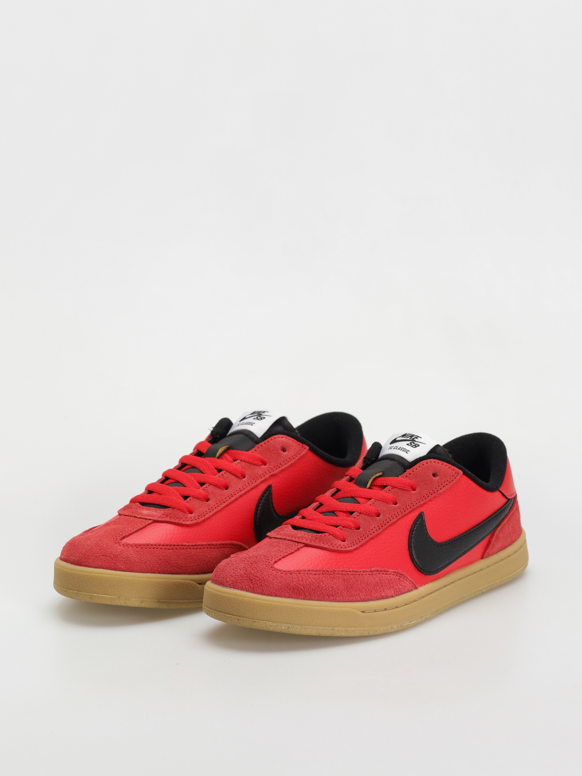 Boty Nike SB Fc Classic (university red/black white)