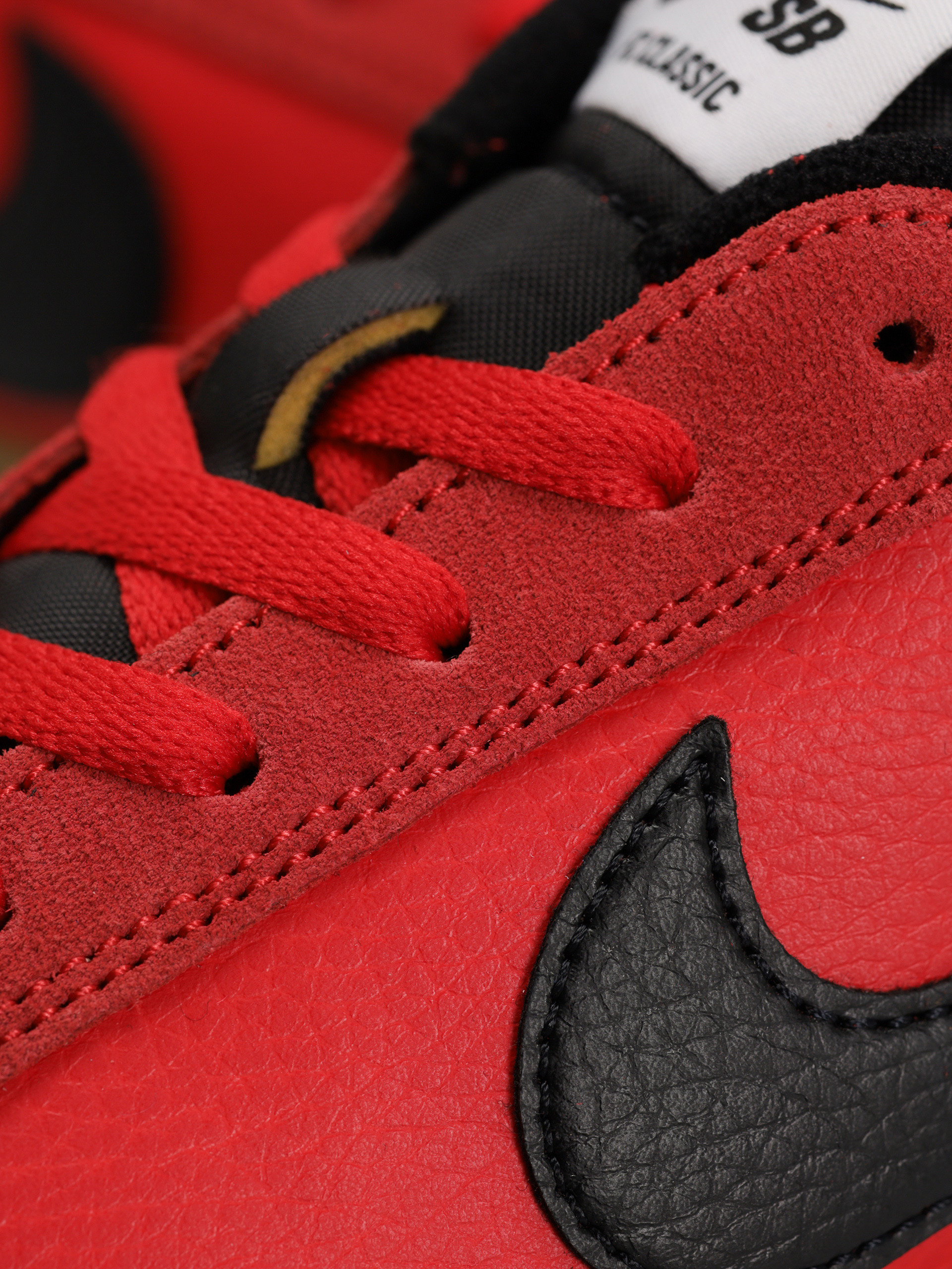 Boty Nike SB Fc Classic (university red/black white)