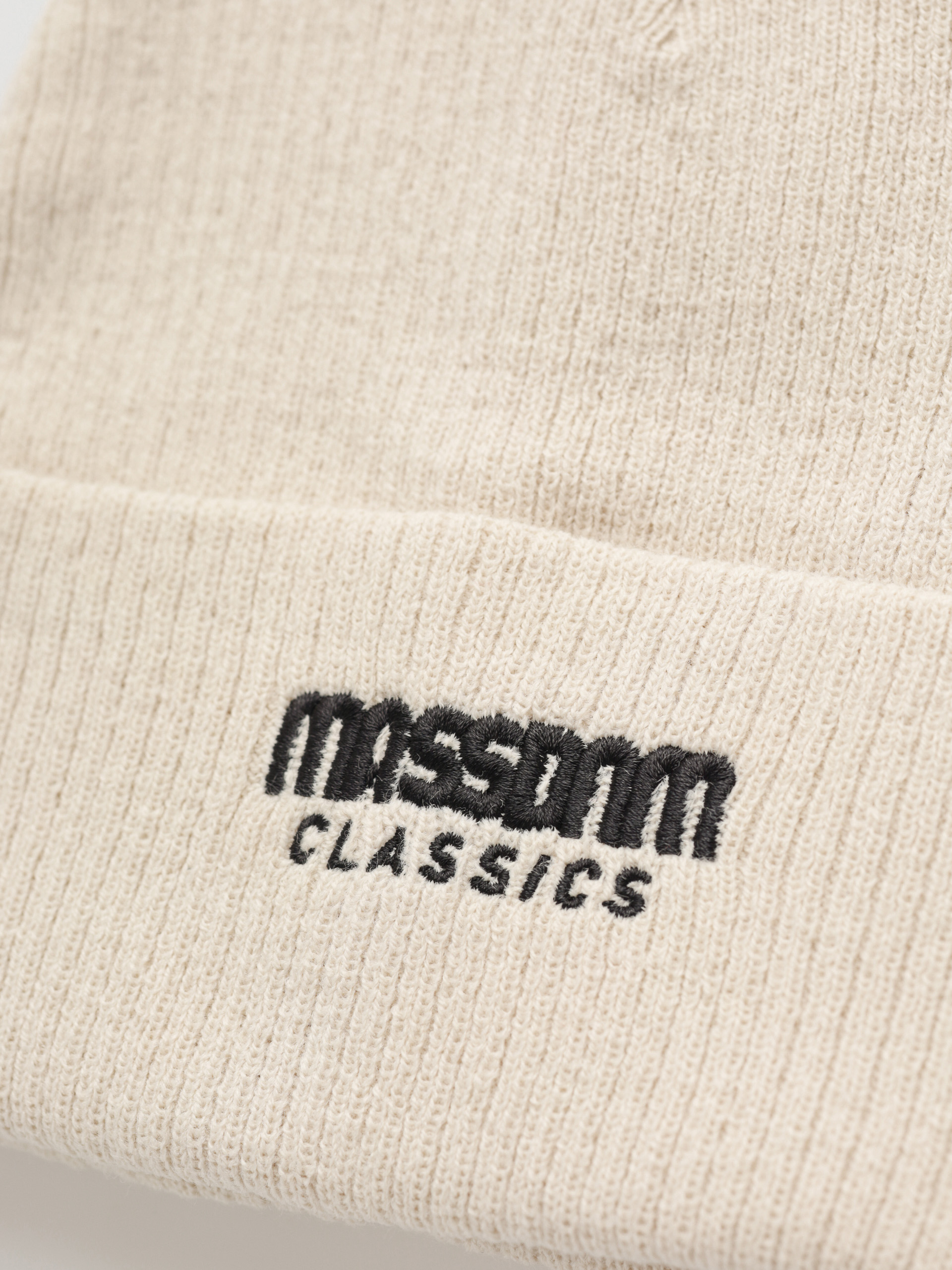 Čepice MassDnm Classics (off white)