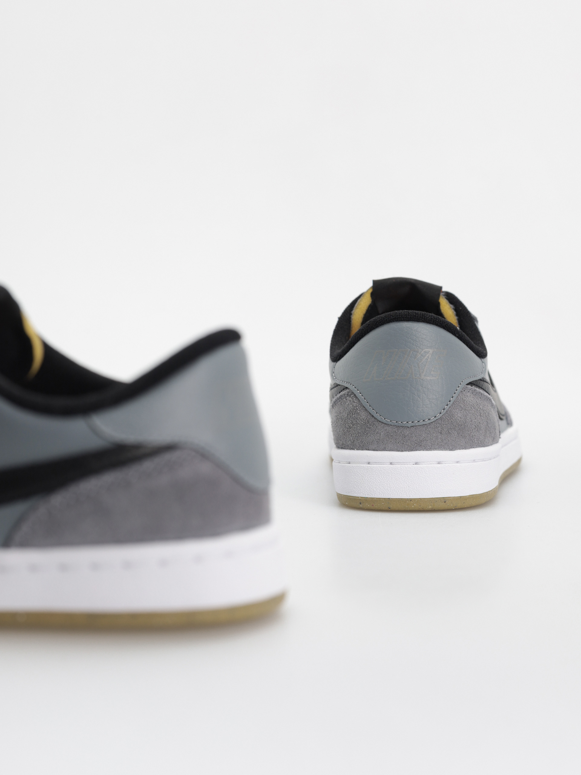 Boty Nike SB Fc Classic (cool grey/black white vivid orange)