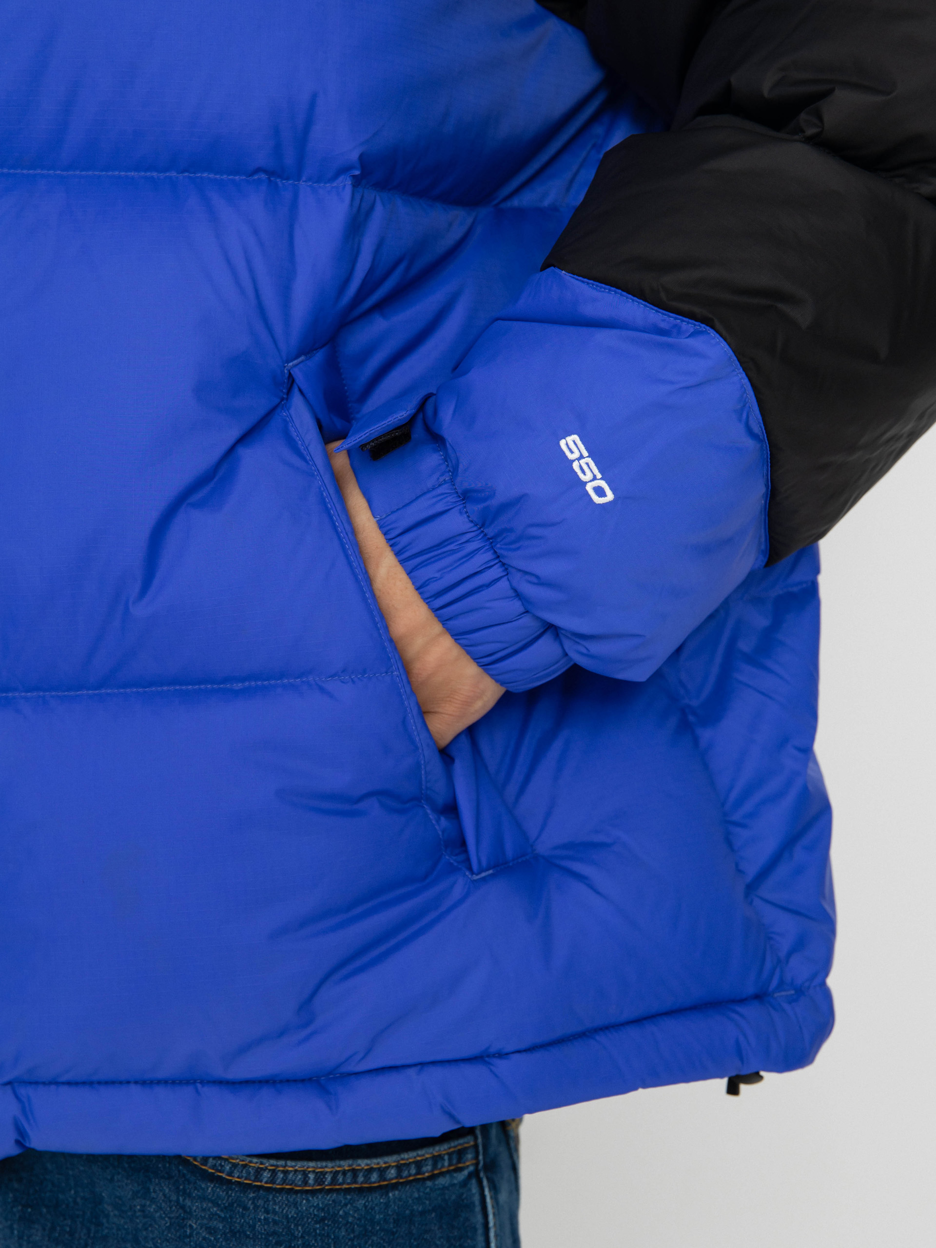 Bunda The North Face X Yinka Ilori Down Puffer (tnf black/solar blue)