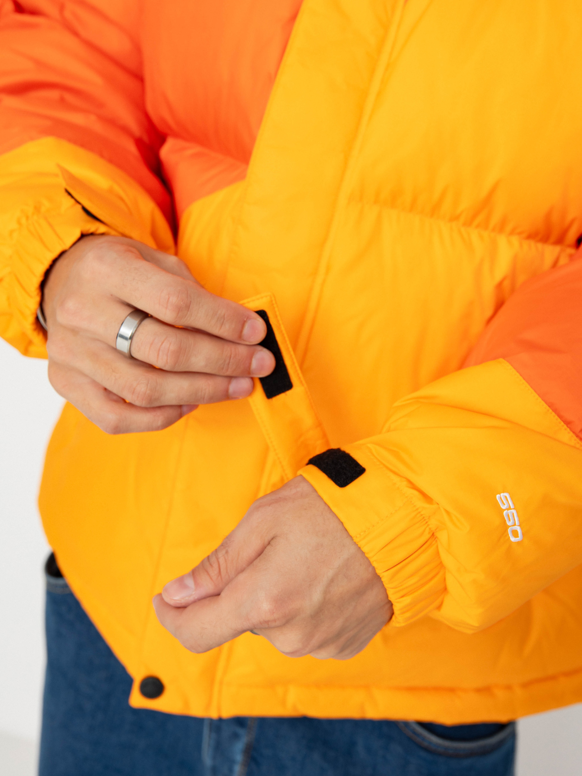 Bunda The North Face X Yinka Ilori Down Puffer (red orange/apricot glaz)