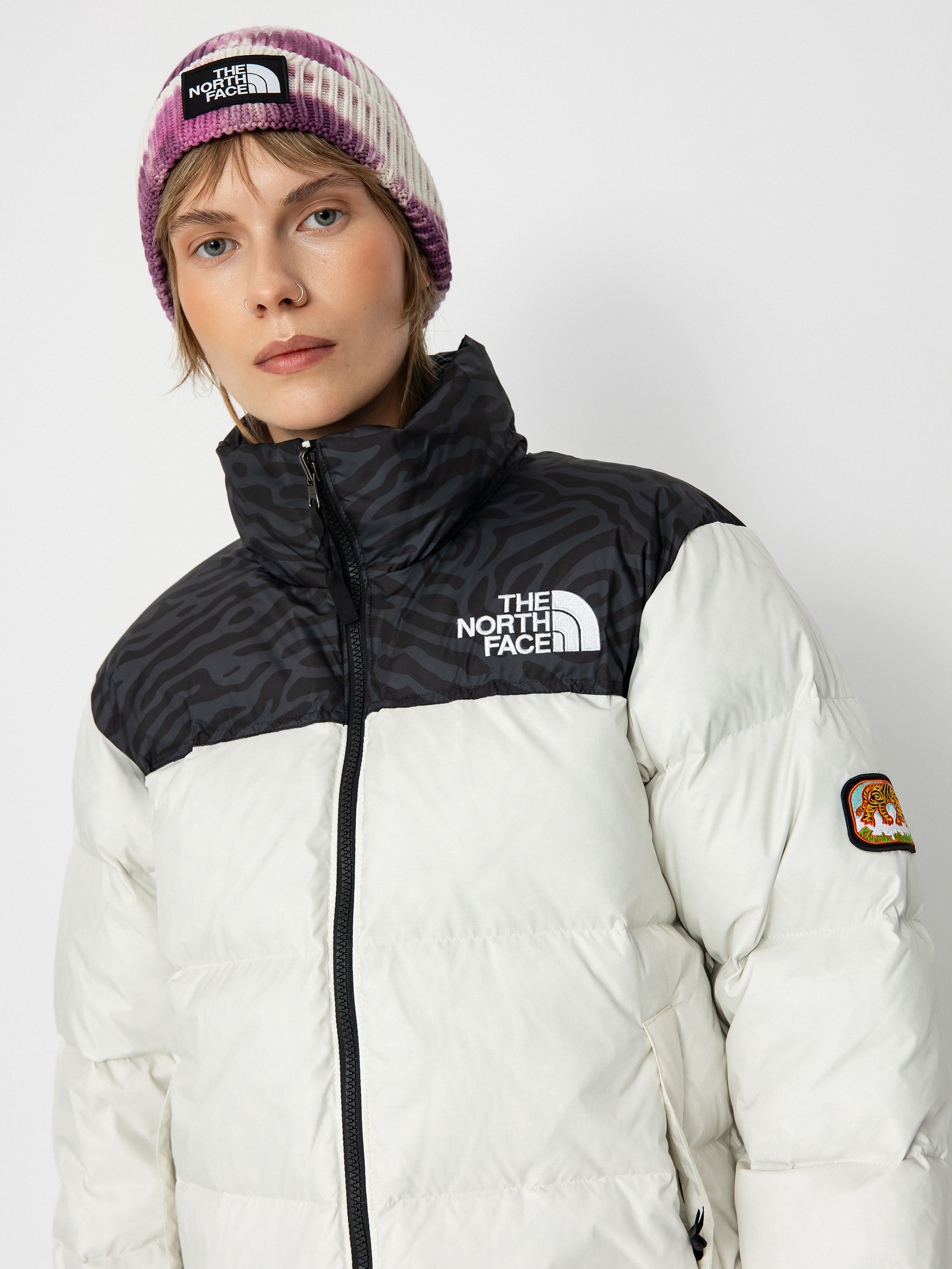 Bunda The North Face 1996 Retro Nuptse Wmn (white dune/tnf black tn)