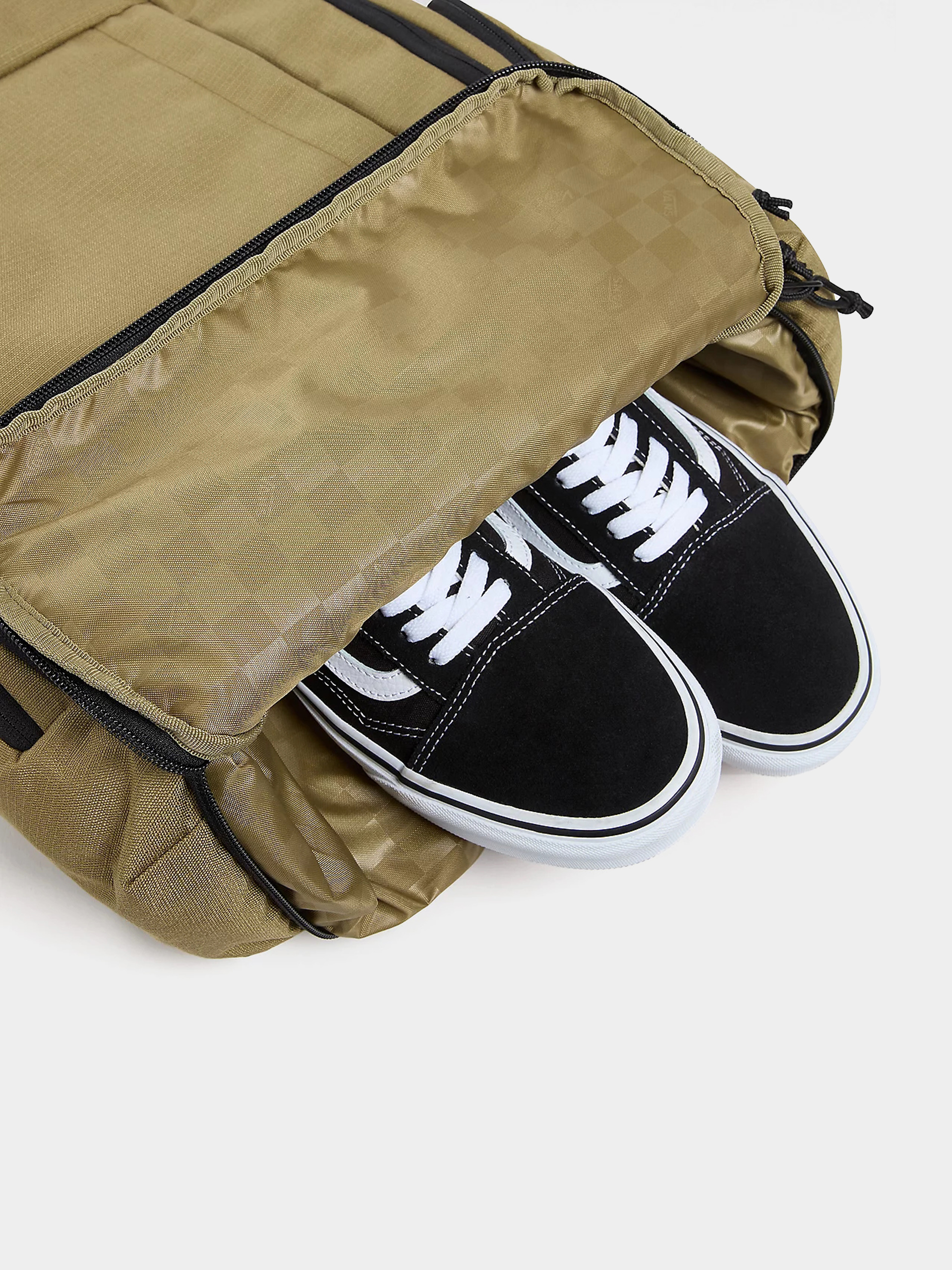 Batoh Vans Resolute (gothic olive)
