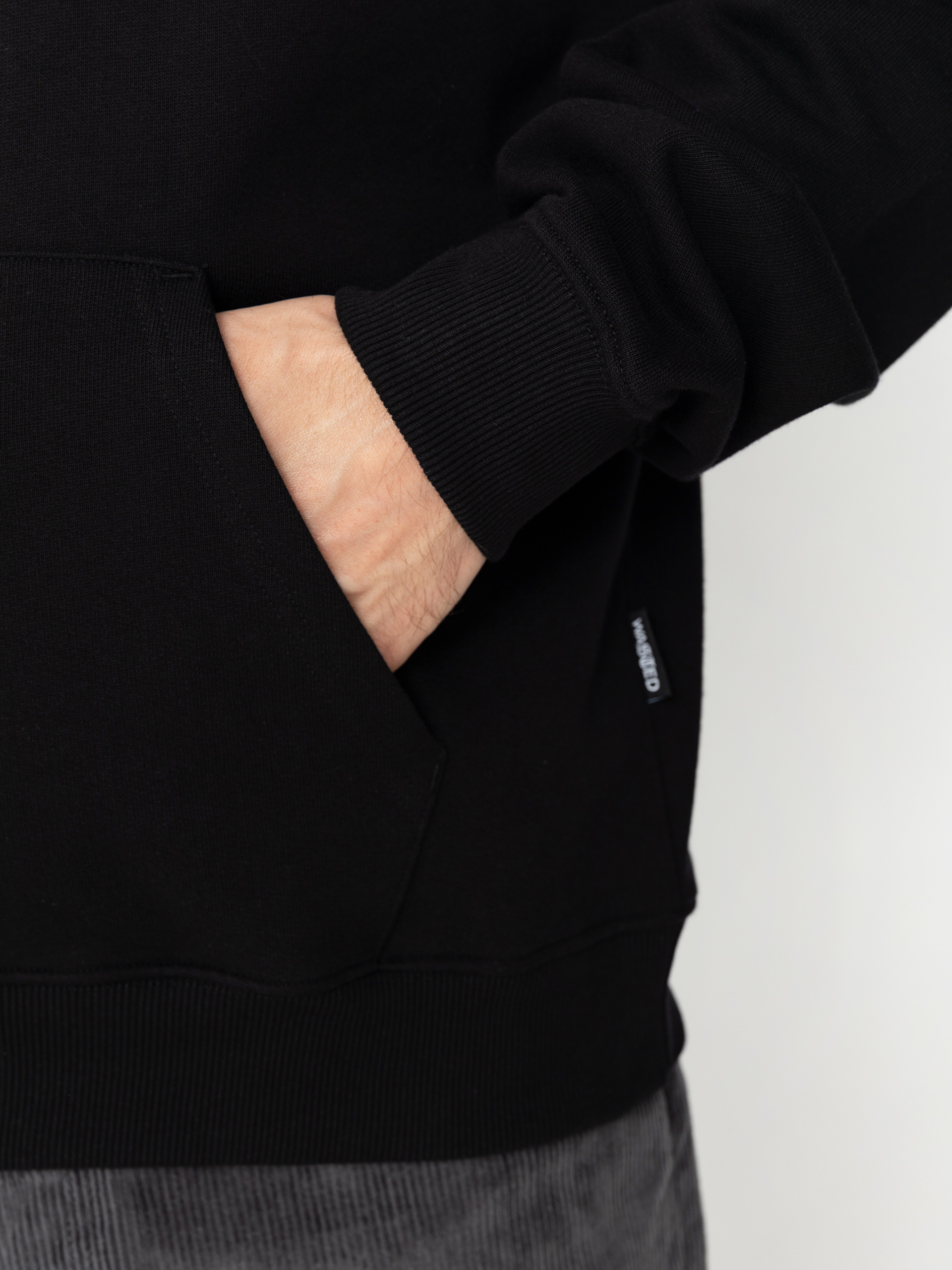 Mikina s kapucí Wasted Paris Howler HD (black)