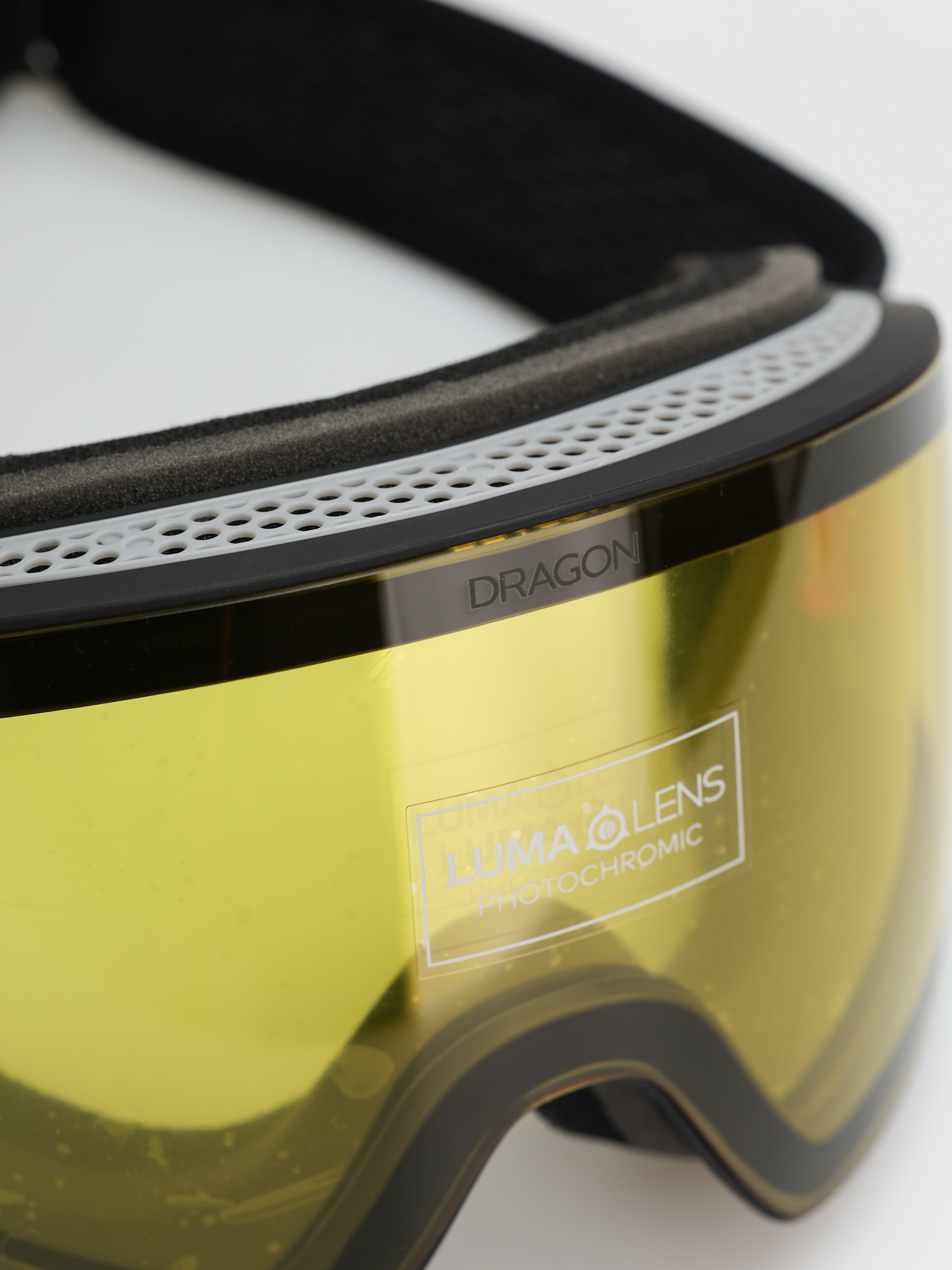 Brýle na snowboard Dragon PXV (classicblack/lumalens photochromatic yellow)