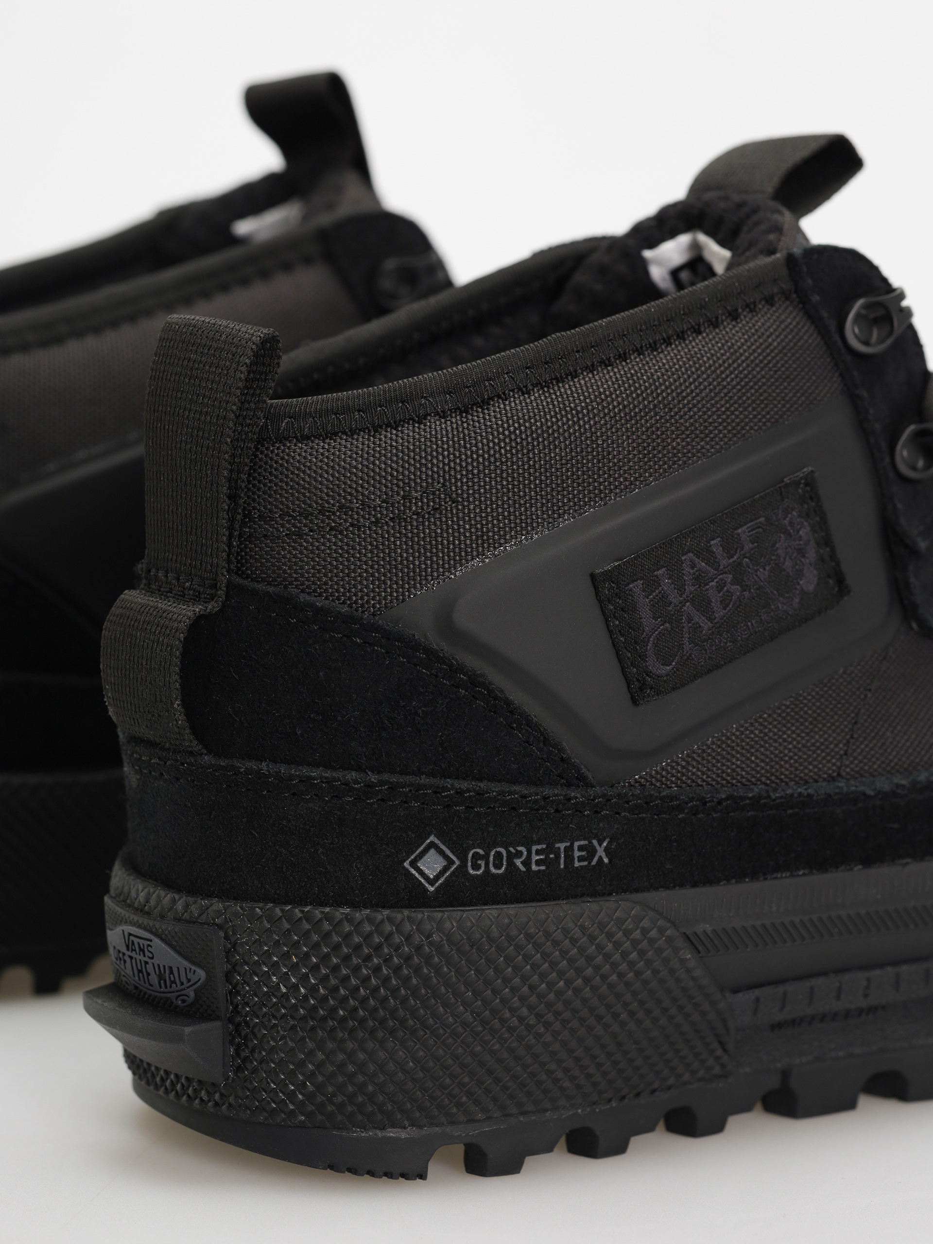 Boty Vans Half Cab Gore Tex MTE (black/black)