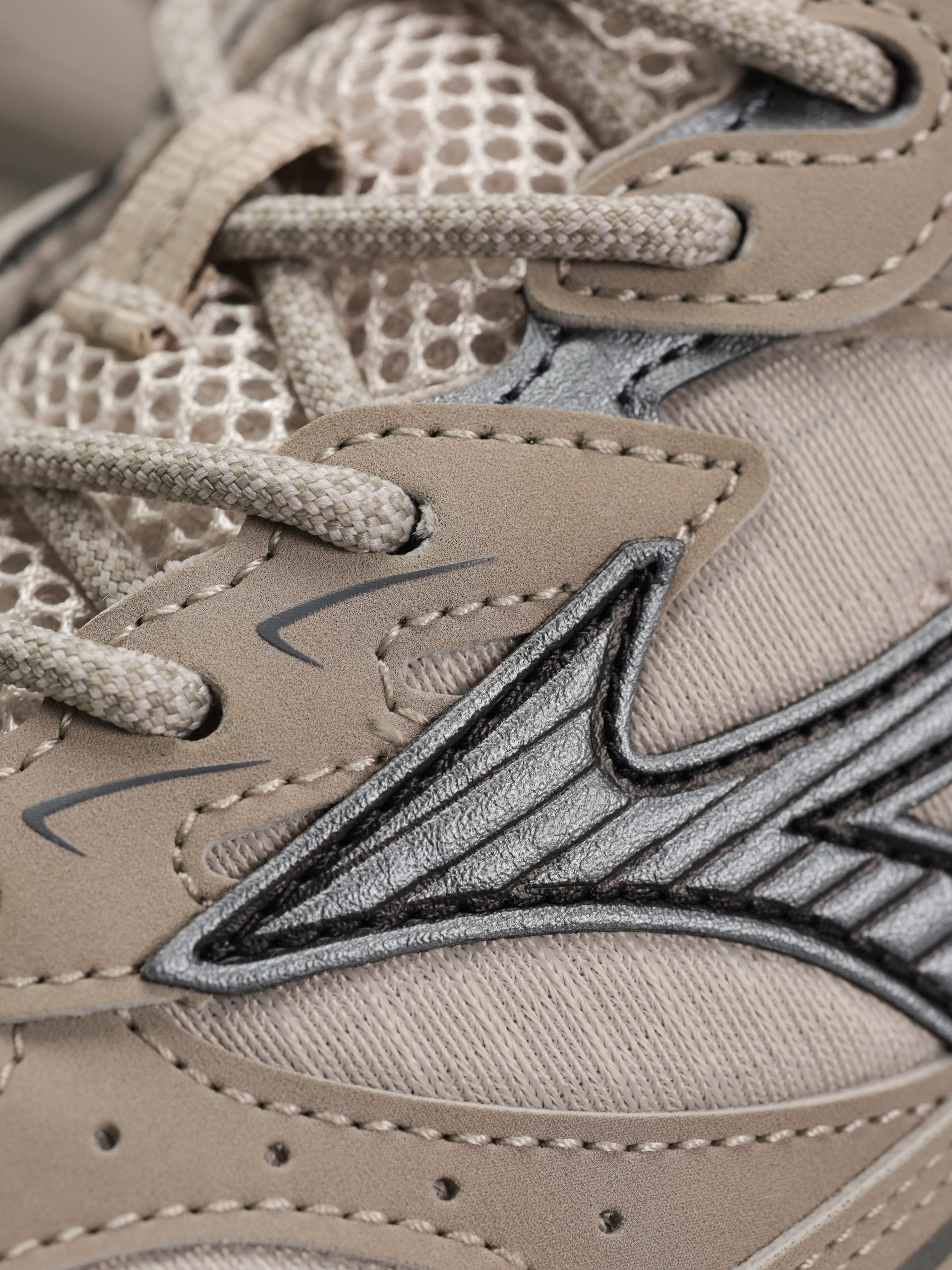 Boty Mizuno MXR Tech (silver cloud/metallic gray/vintage khaki)