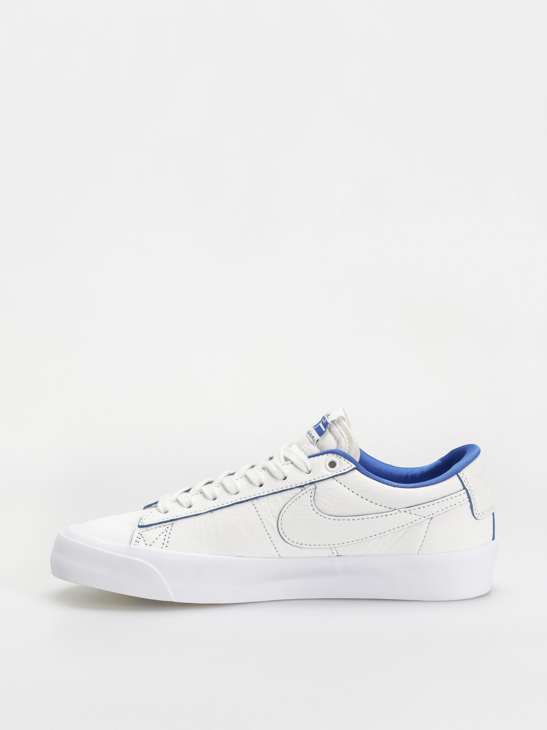 Boty Nike SB Blazer Low Pro Gt Prm (summit white/game royal summit white)