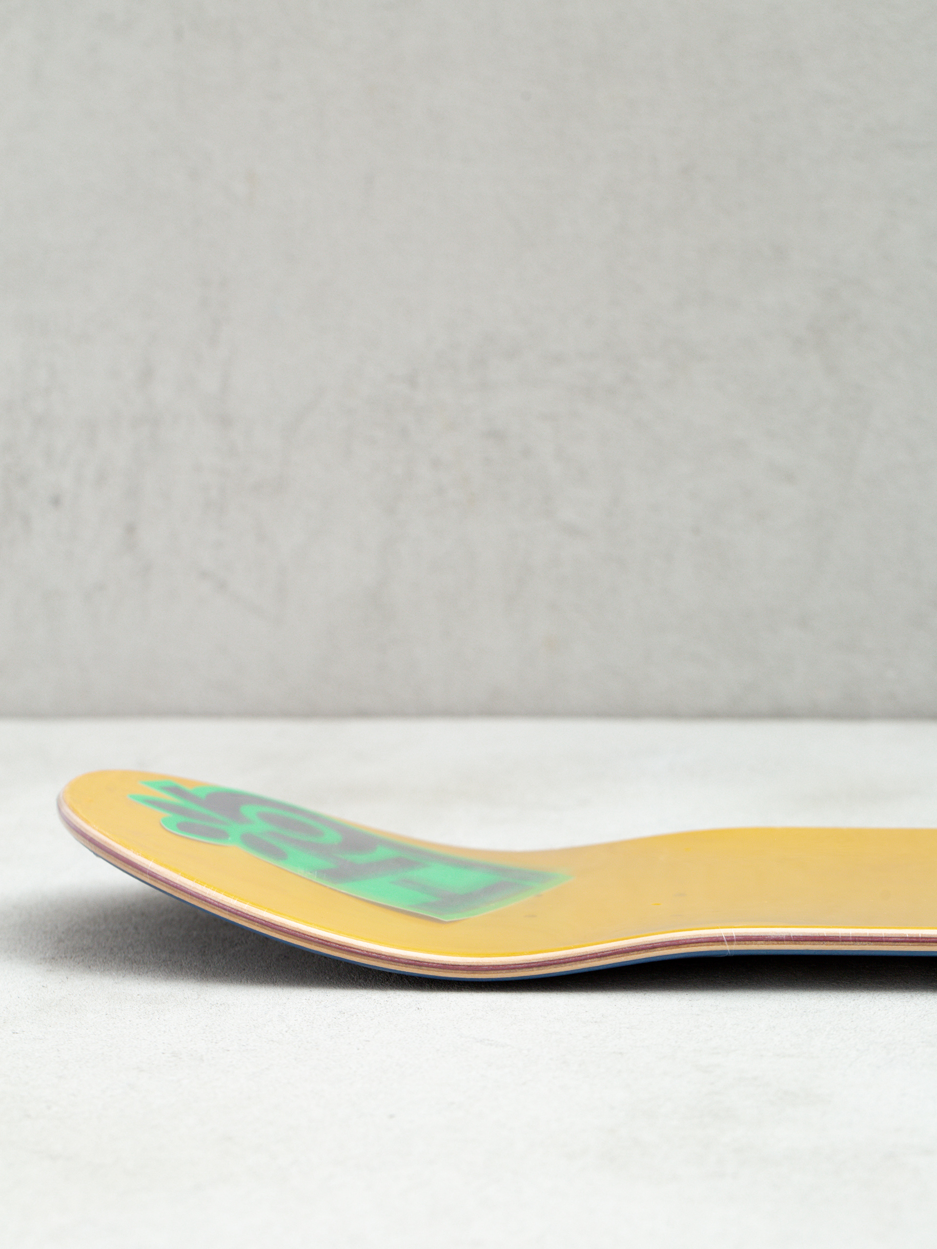 Deska Habitat Silas Baxter Neal Inhabitants (blue/pink)