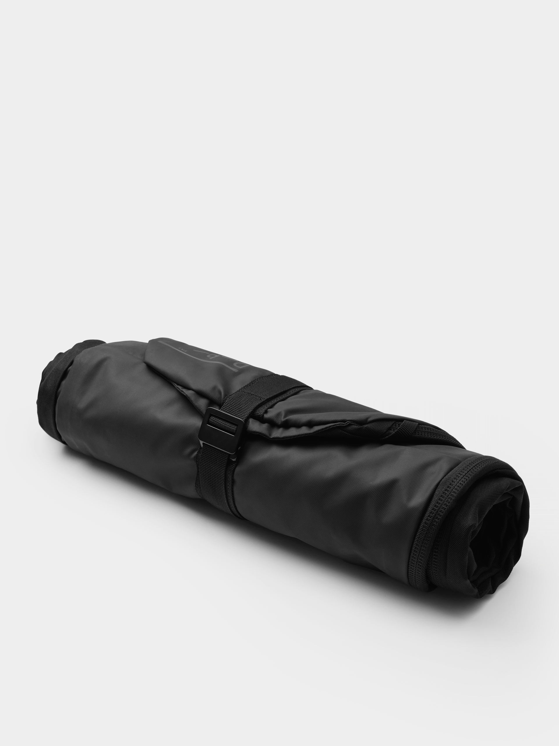 Obal na lyže Db Snow Essential Snowboard Bag (black out)