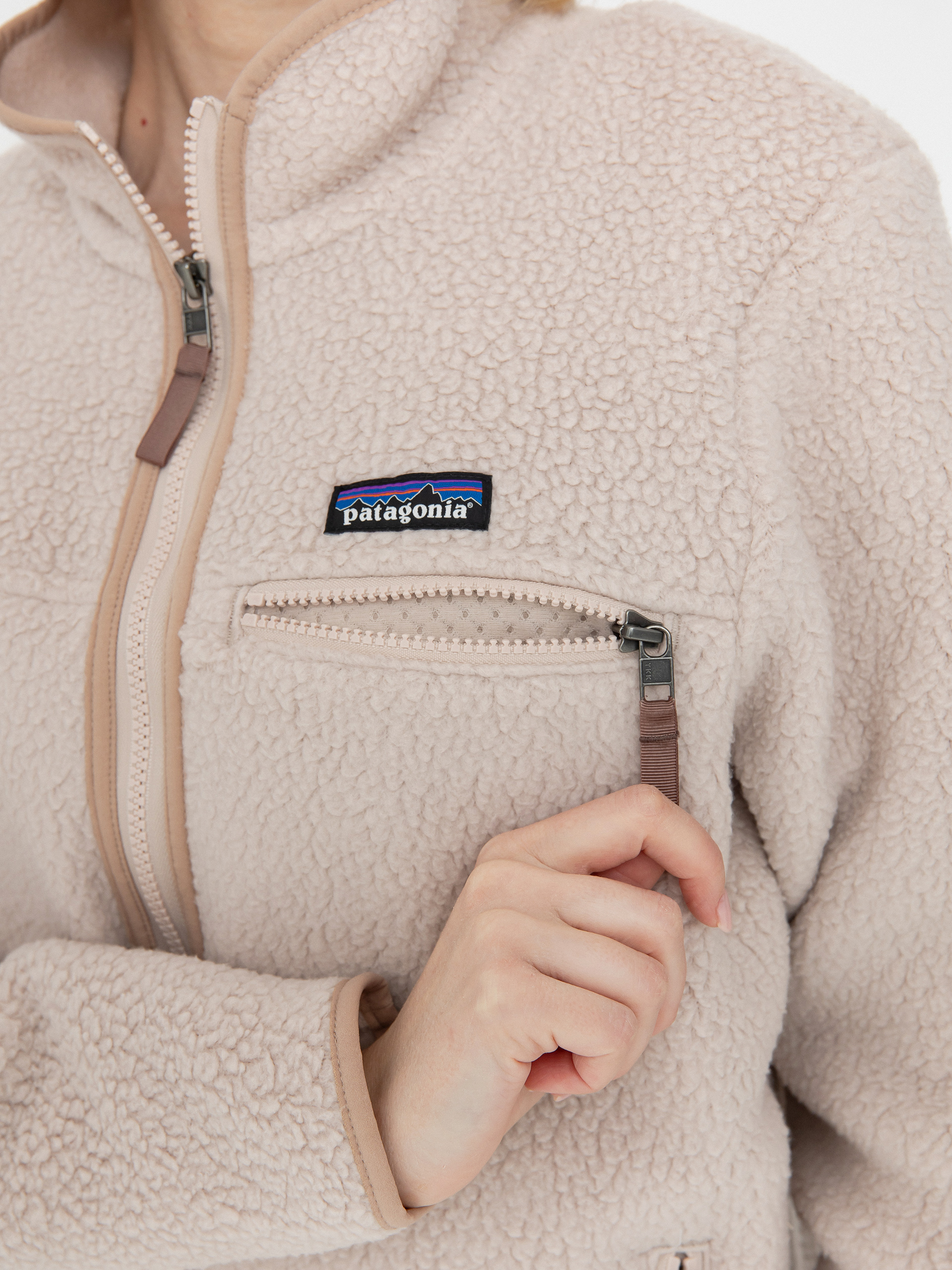 Bunda Patagonia Retro Pile Wmn (shroom taupe)
