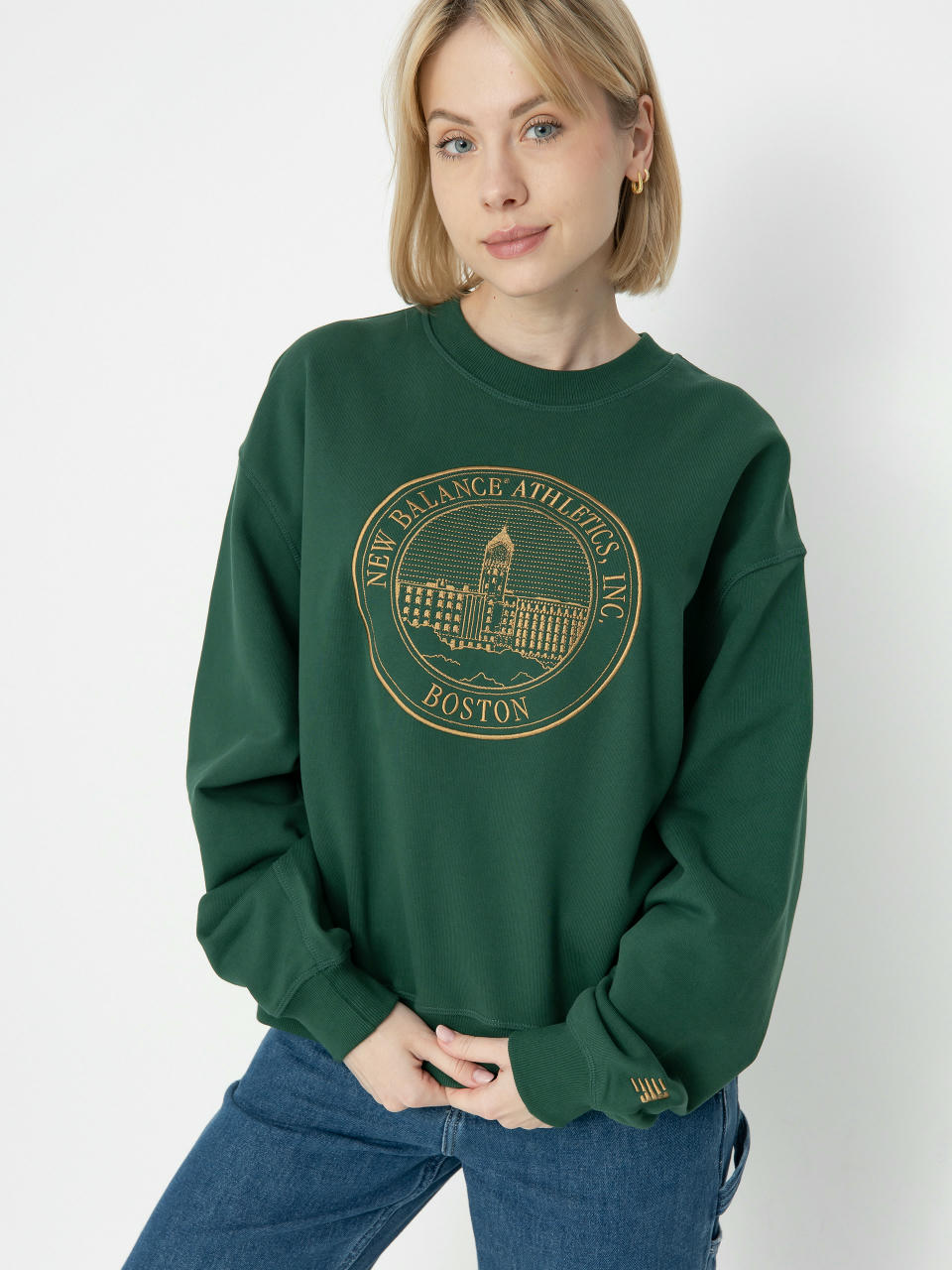 Mikina New Balance Athletics French Terry Oversized Crest Crew Wmn (nightwatch green)