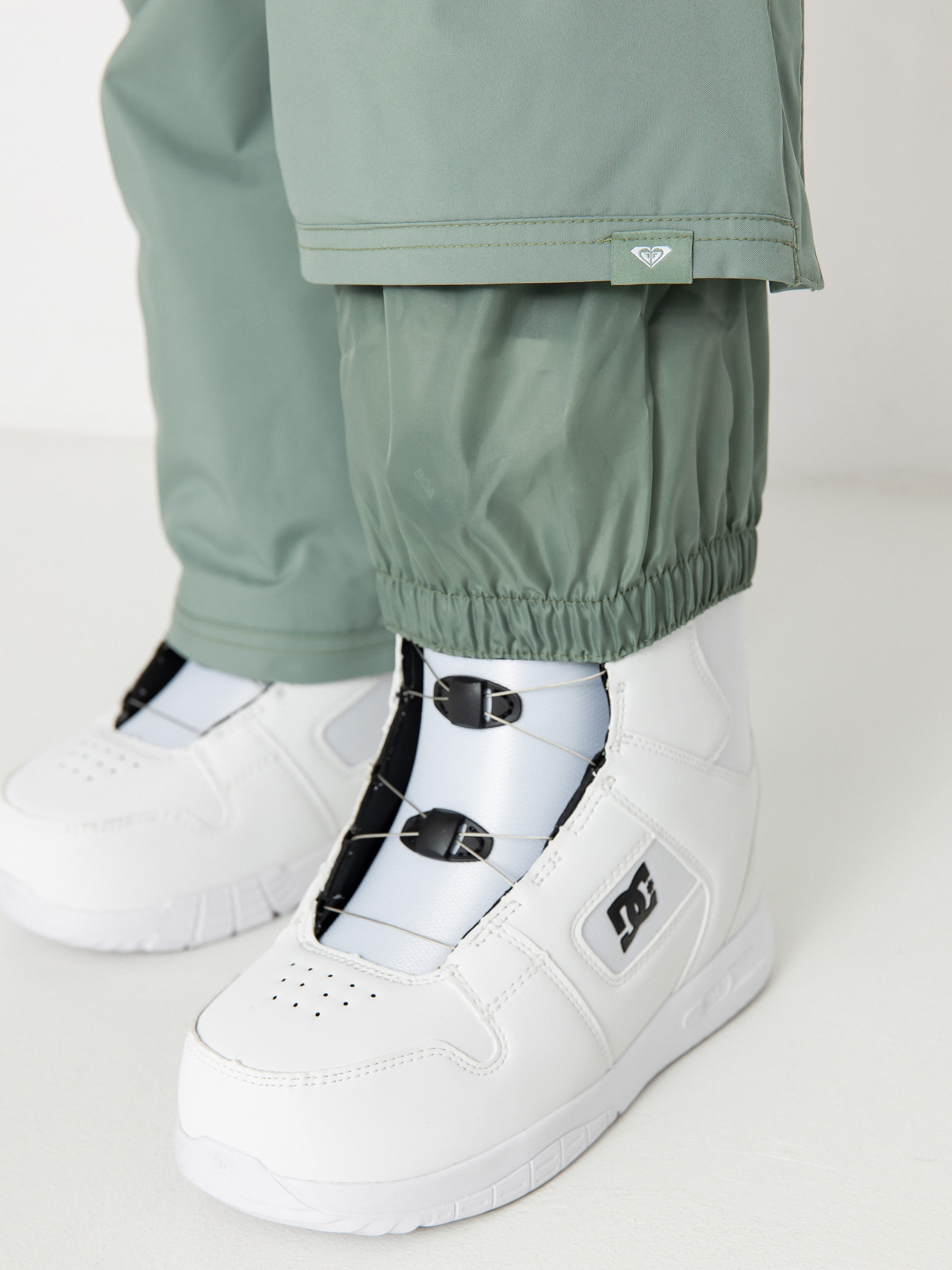 Dámské Snowboardové kalhoty  Roxy Backyard (lily pad)