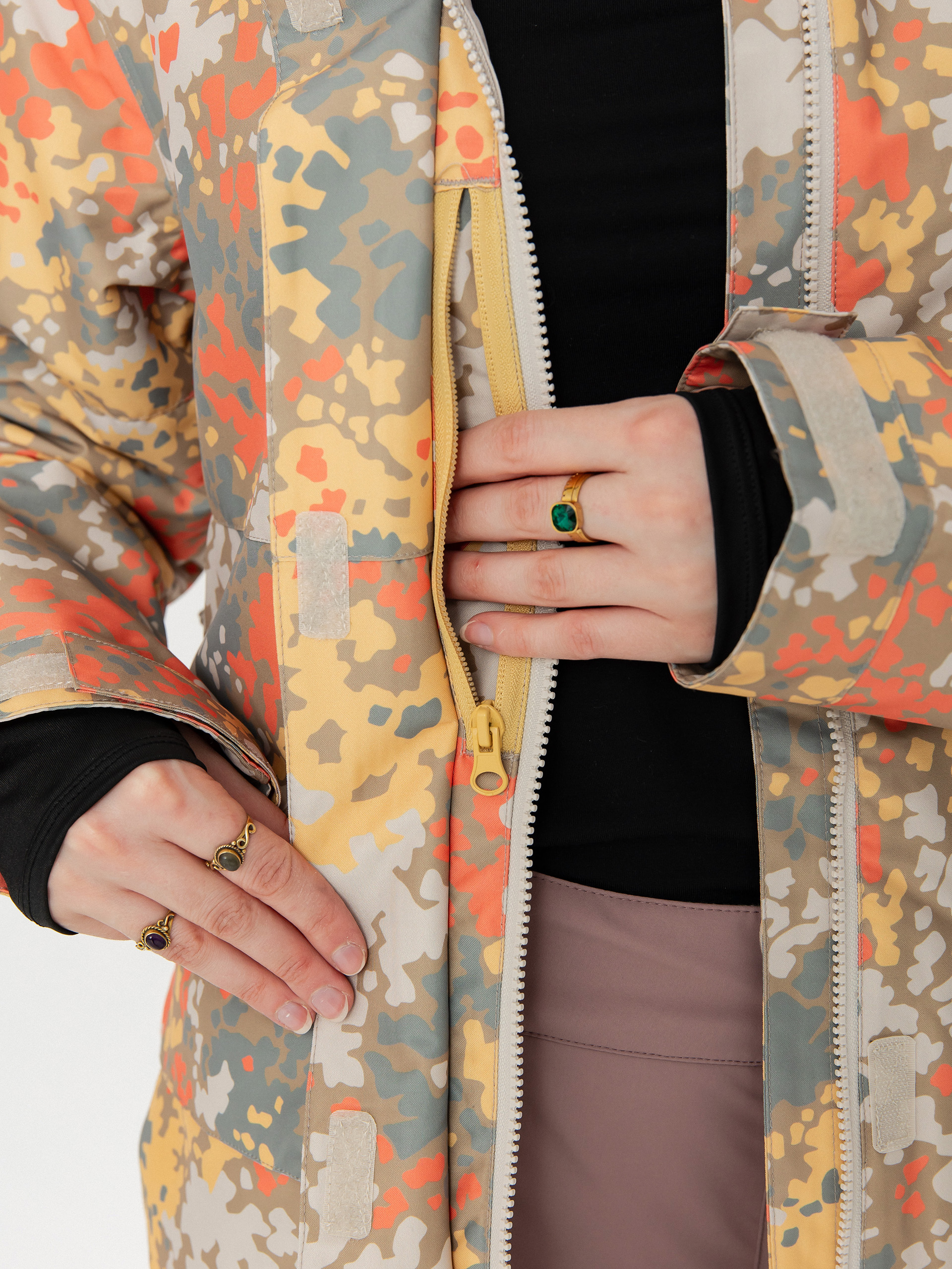 Dámská Snowboardová bunda DC Cruiser (fractal coral)