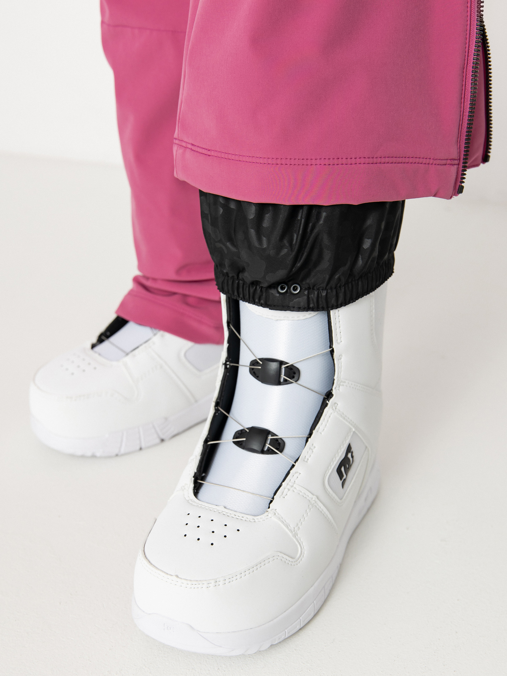 Dámské Snowboardové kalhoty  Volcom Battle Stretch (blurred violet)