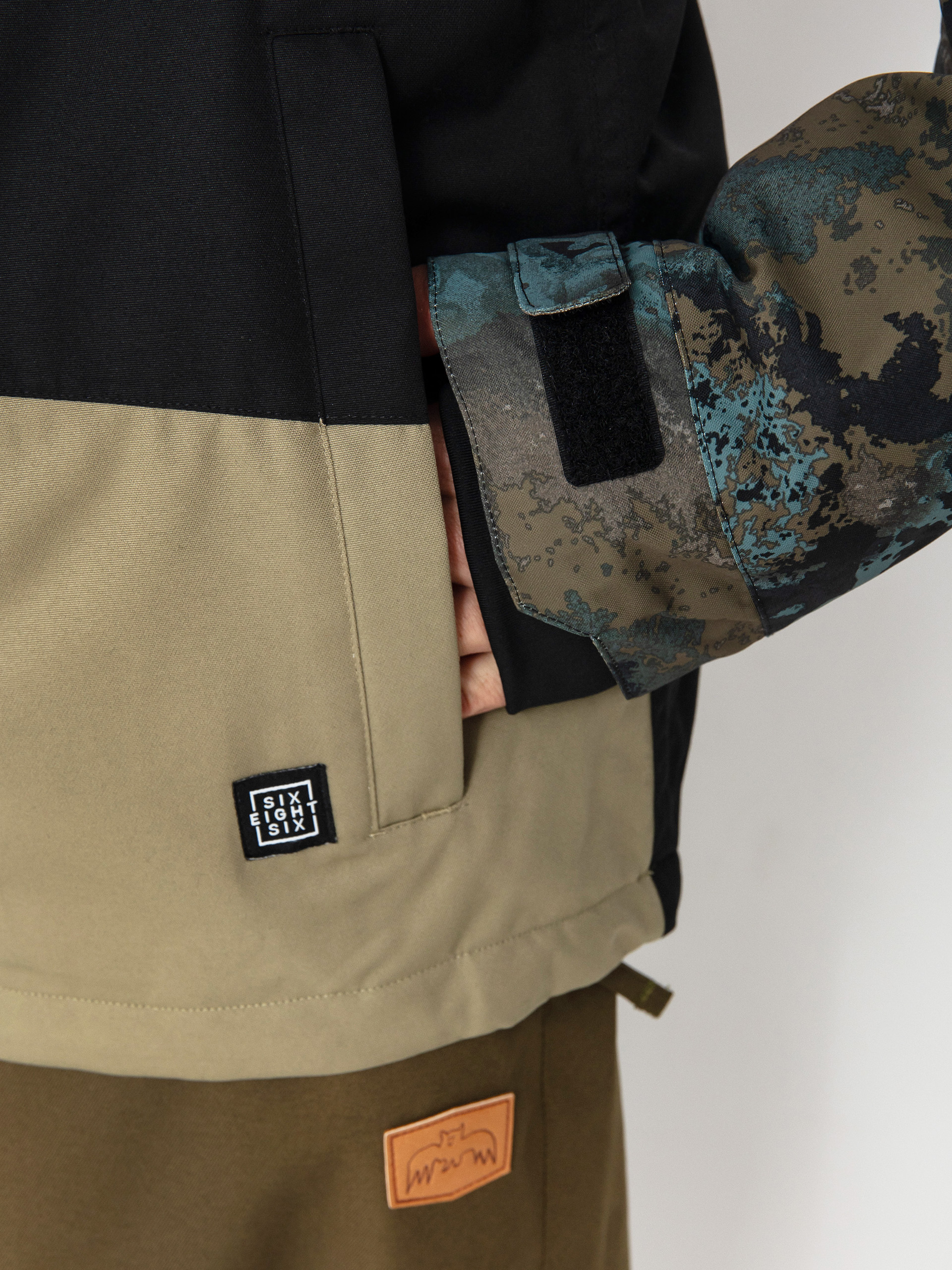 Pánská Snowboardová bunda 686 Geo Insulated (cypress green hemisphere colorblock)