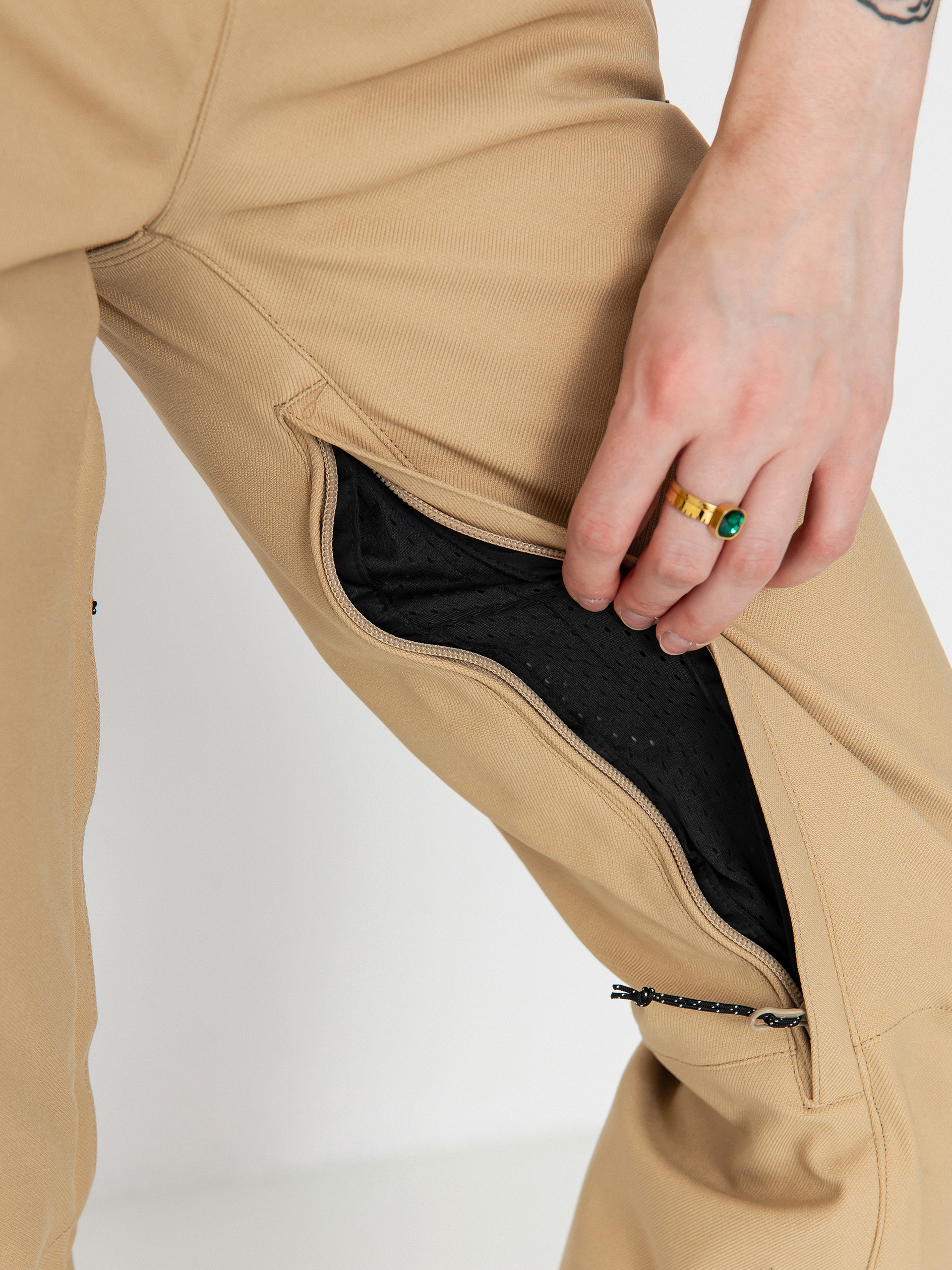 Dámské Snowboardové kalhoty  Volcom Genus Stretch (sand)