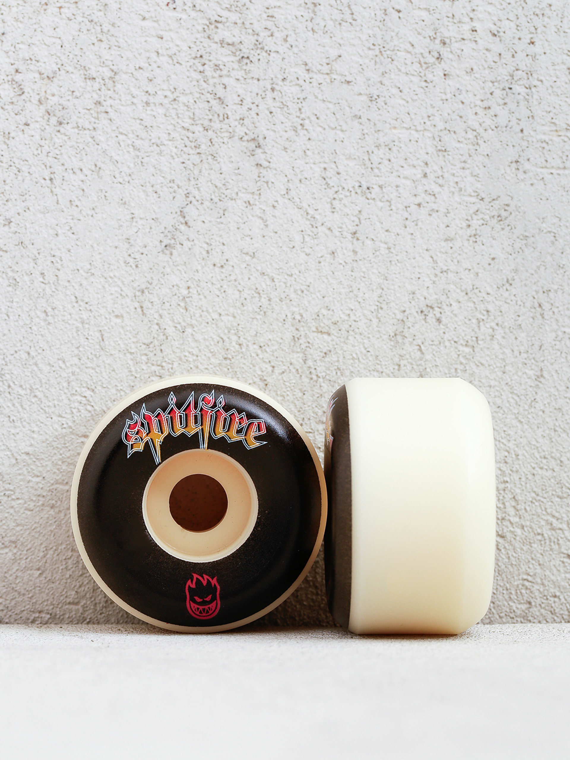 Koleu010dka Spitfire F4 99D Venom Script Conical Full (natural/black)