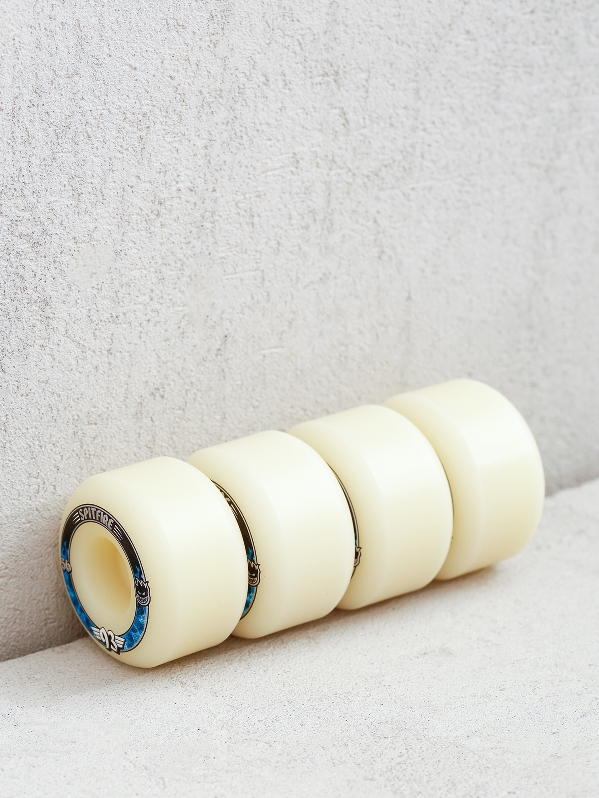 Kolečka Spitfire F4 93D Radials (natural/blue)