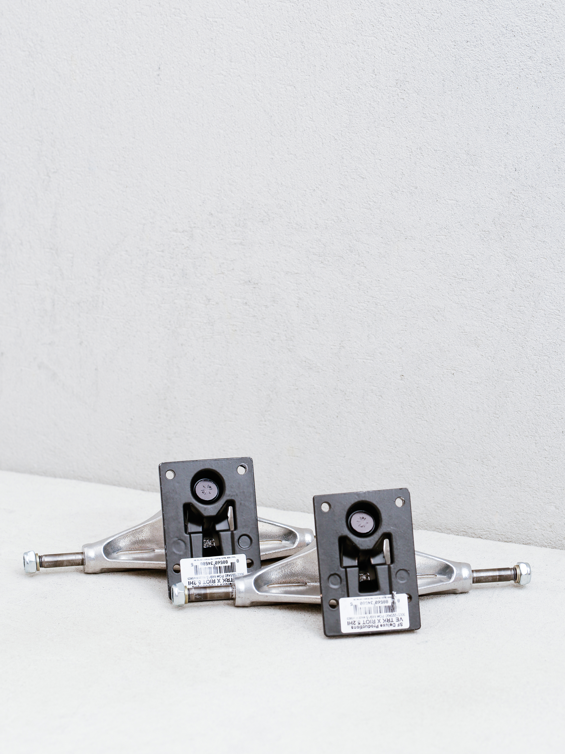 Trucky Venture X Riot (silver/black)