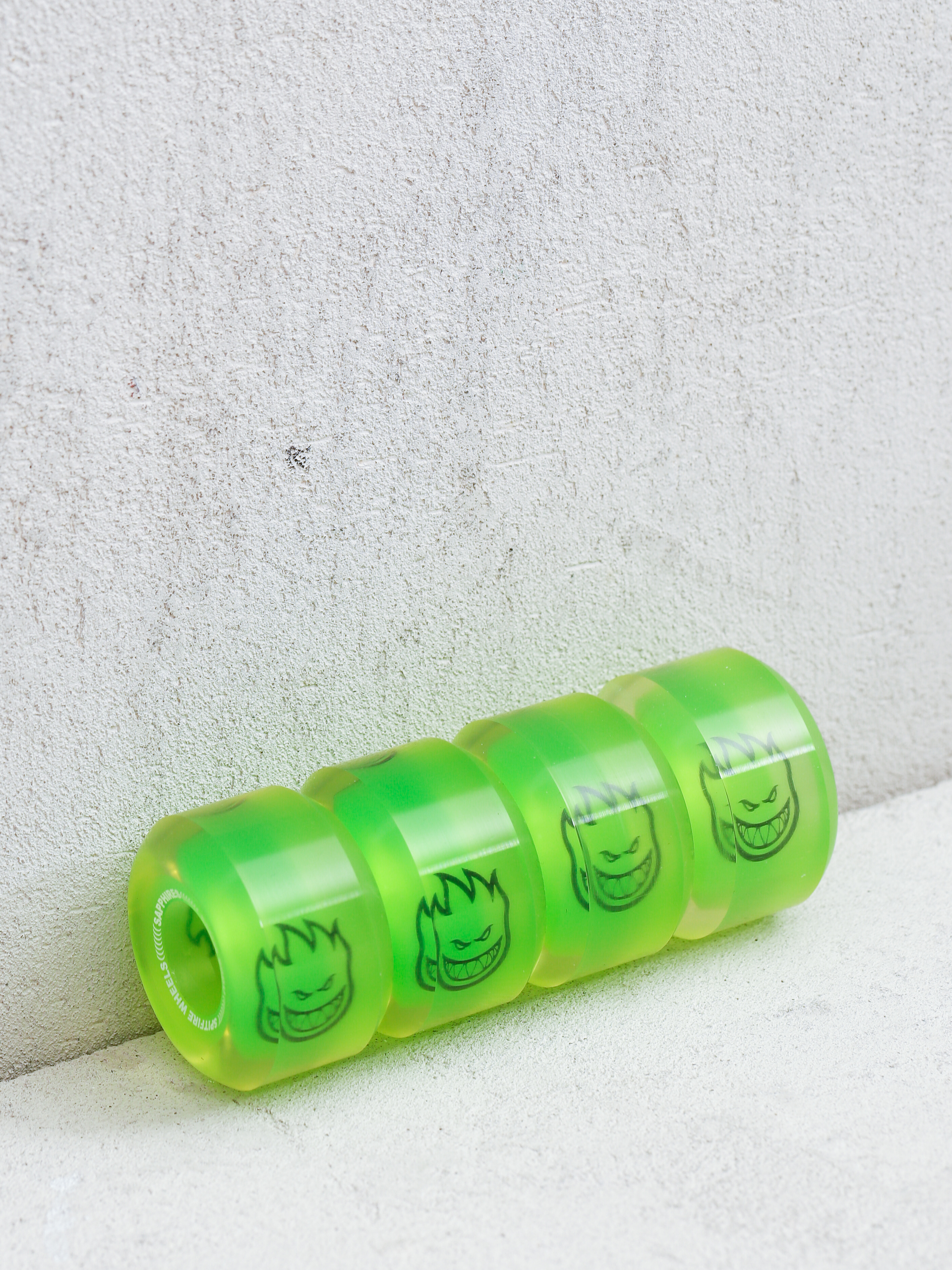 Kolečka Spitfire 90D Neon Sapphire Conical Full (green)