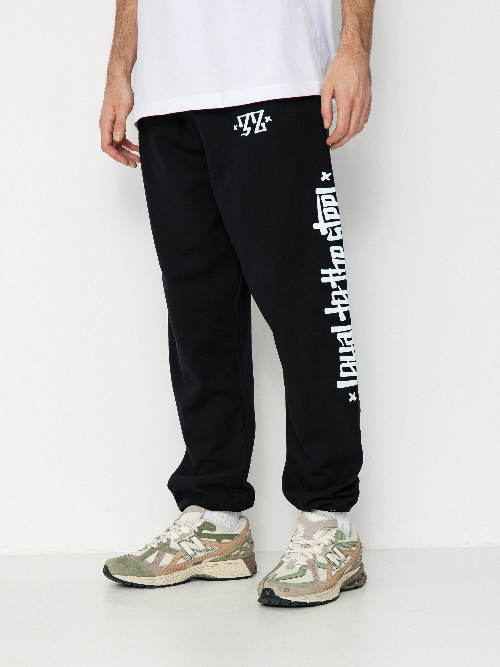 Kalhoty ThirtyTwo 32 Art Jogger (black)