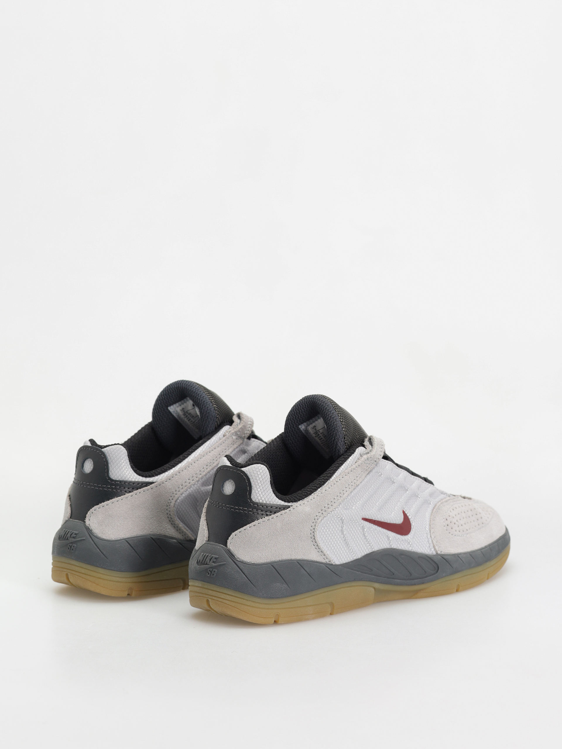 Boty Nike SB Vertebrae (lt smoke grey/dark team red)