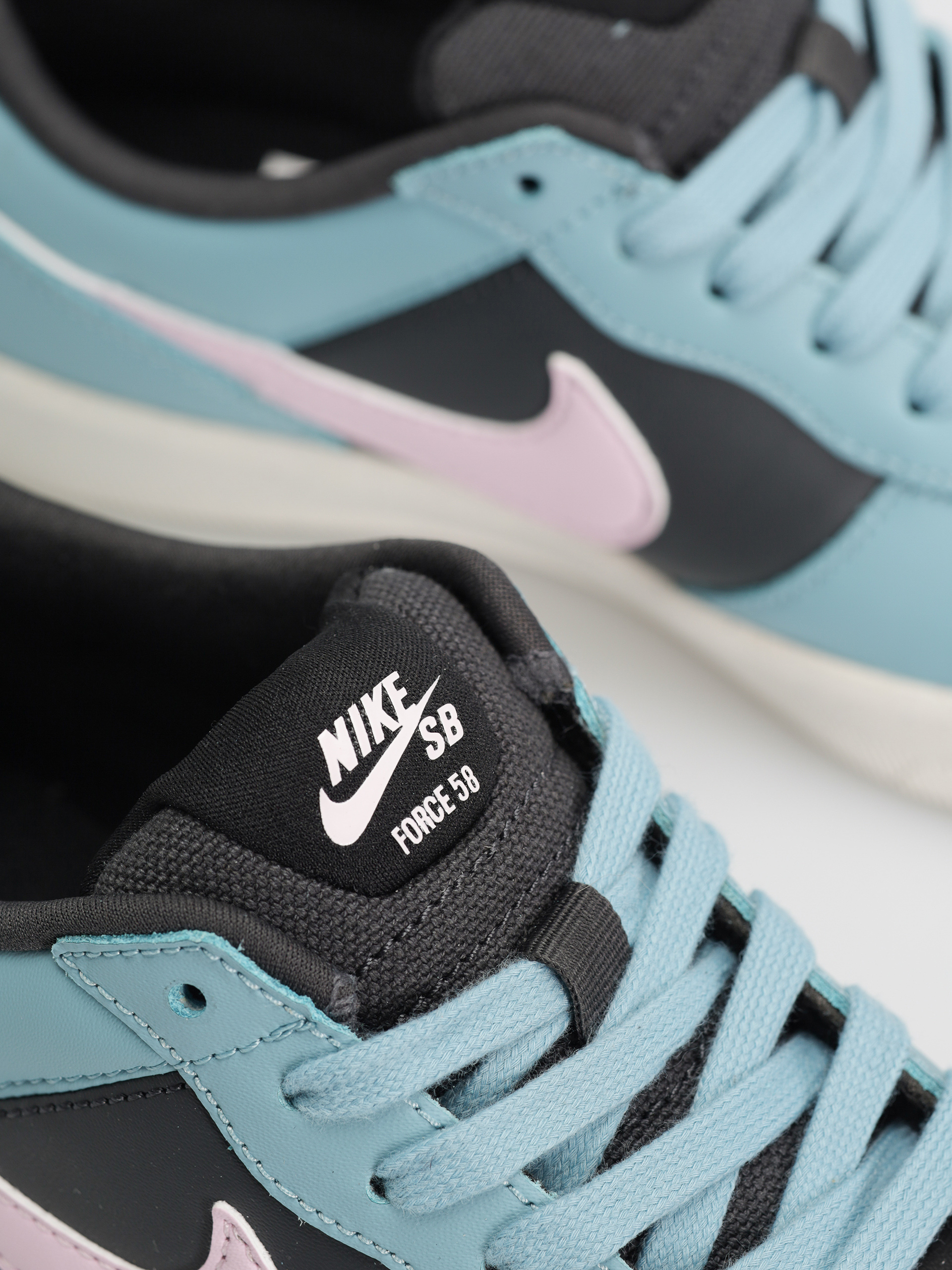 Boty Nike SB Force 58 Premium (denim turq/pink foam dk smoke grey)