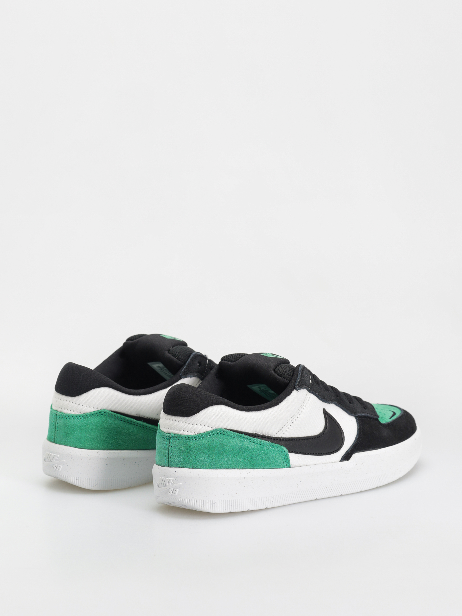 Boty Nike SB Force 58 (white/black stadium green white)